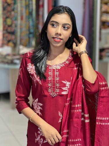 Floral Digital Printed Rayon Kurta Set | PIR147