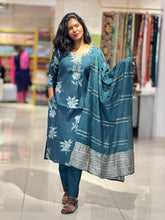 Floral Digital Printed Rayon Kurta Set | PIR146