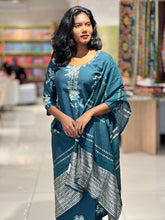 Floral Digital Printed Rayon Kurta Set | PIR146
