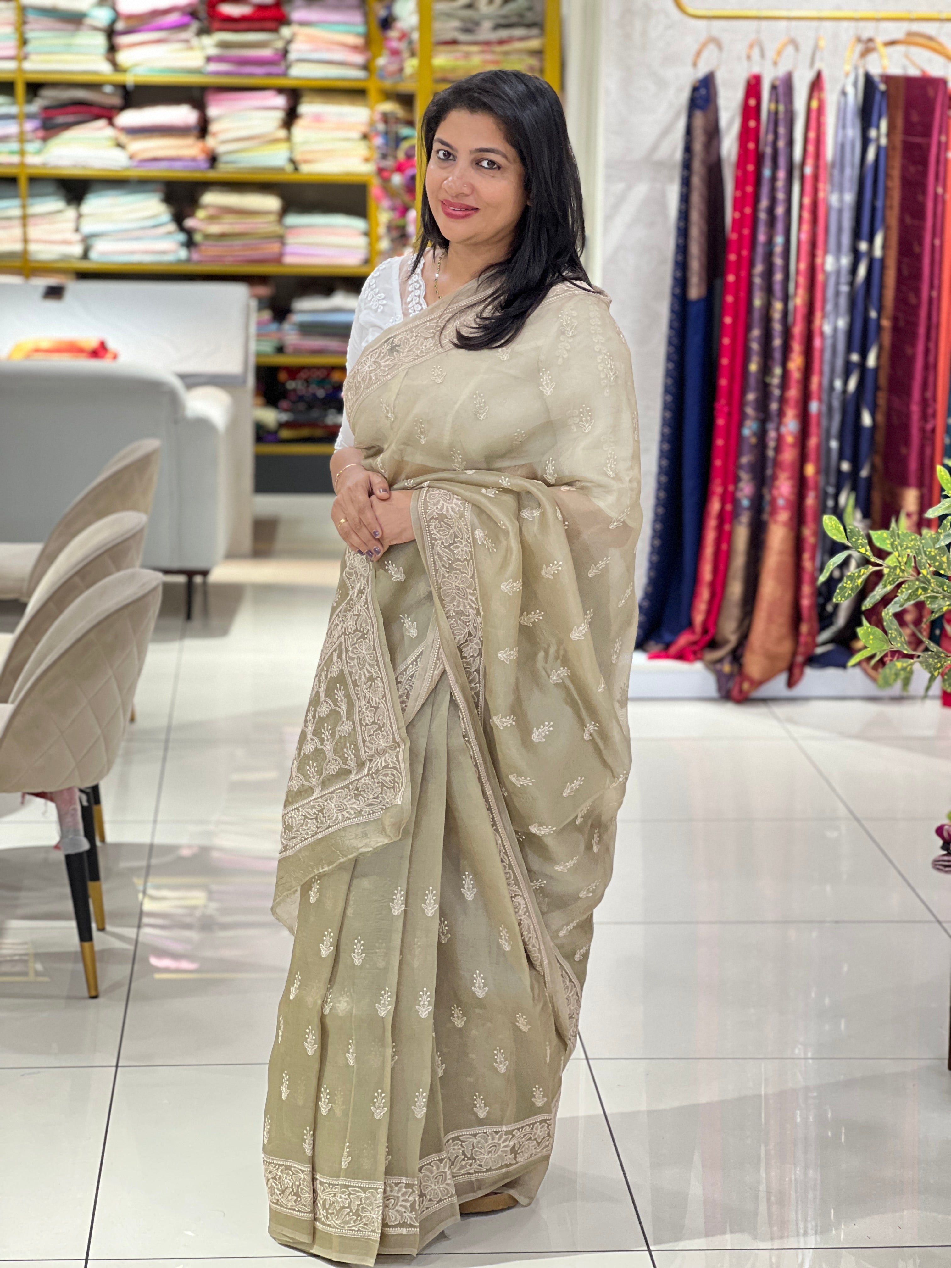 Lucknowi Embroidered Buta Pattern Pure Organza Saree |MM523