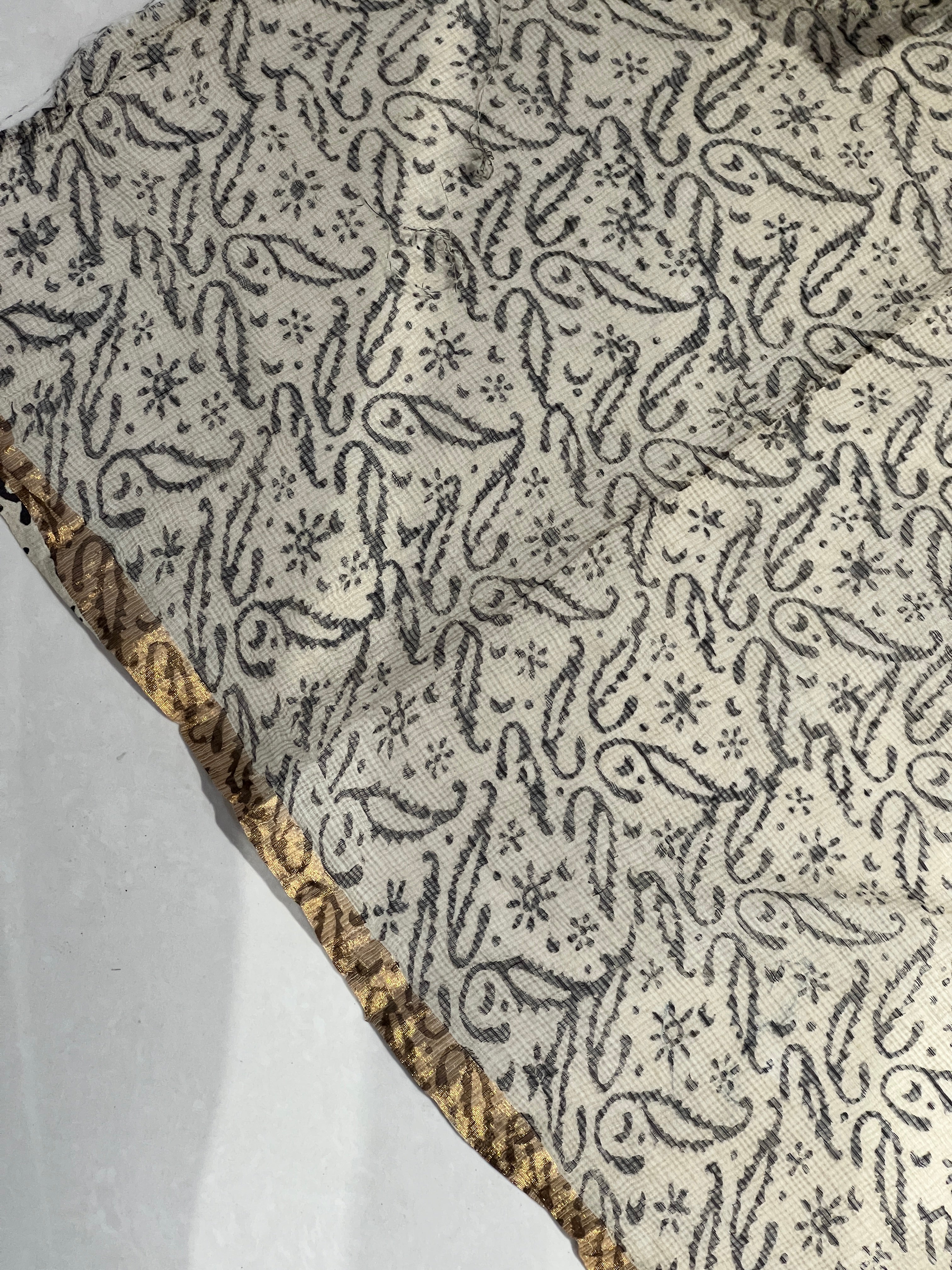 Screen Print With Zari Border Detailed Kota Saree | VFC500