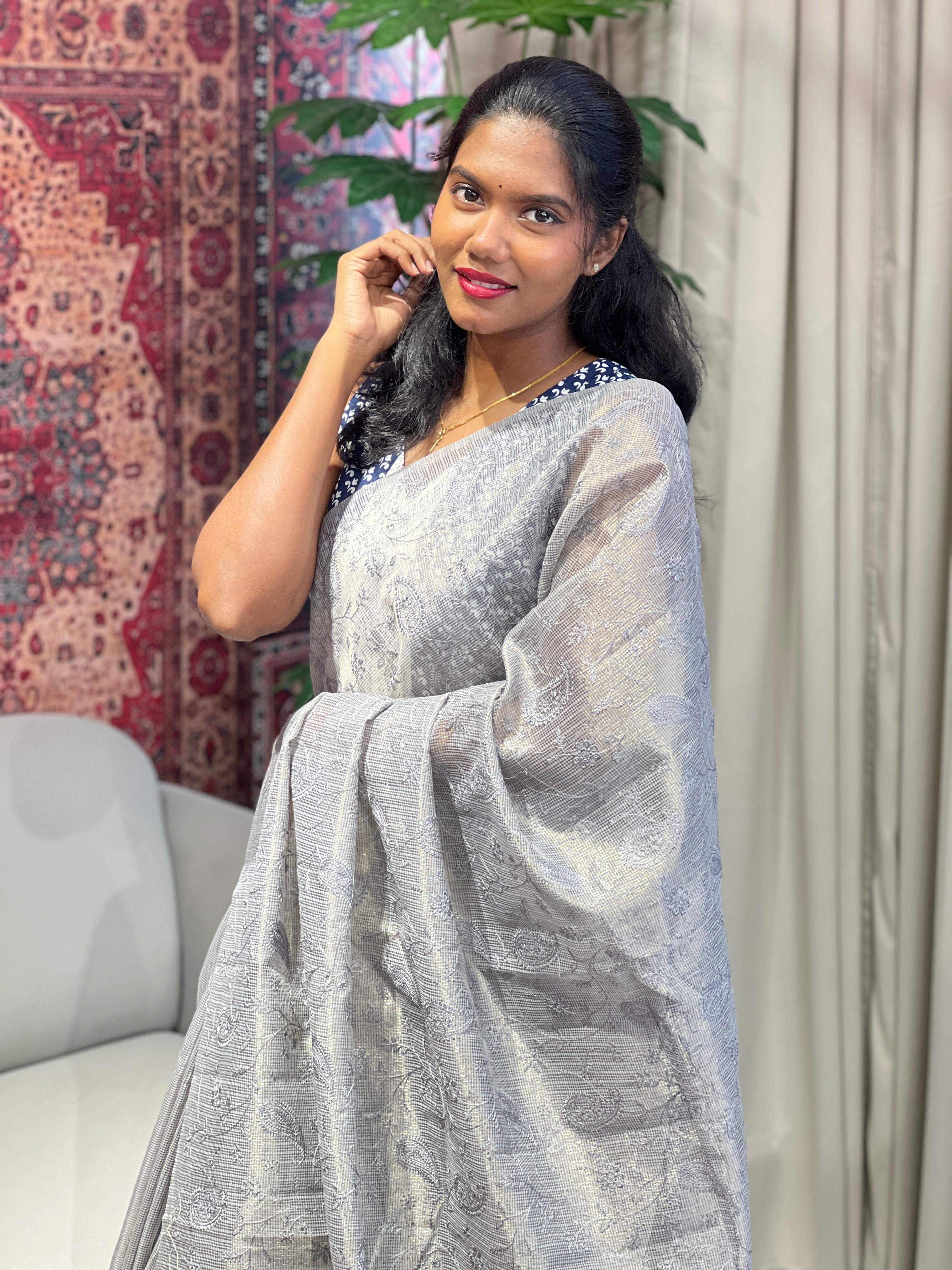 Paisley Embroidered Tissue Woven Check Kota Saree | YNG862