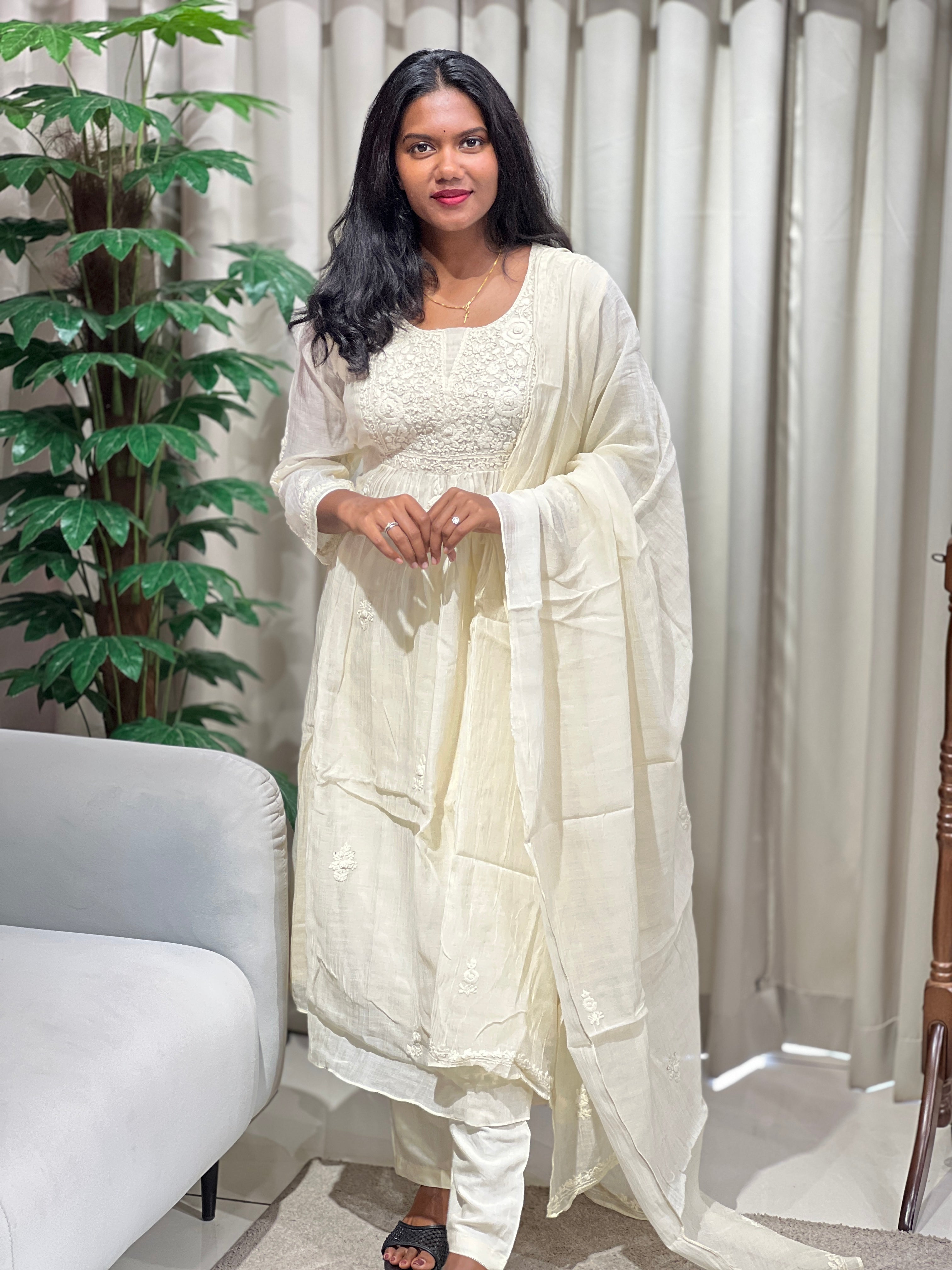 Hand Embroidery With Sequins Detailed Chanderi Kurta Set | GMA172