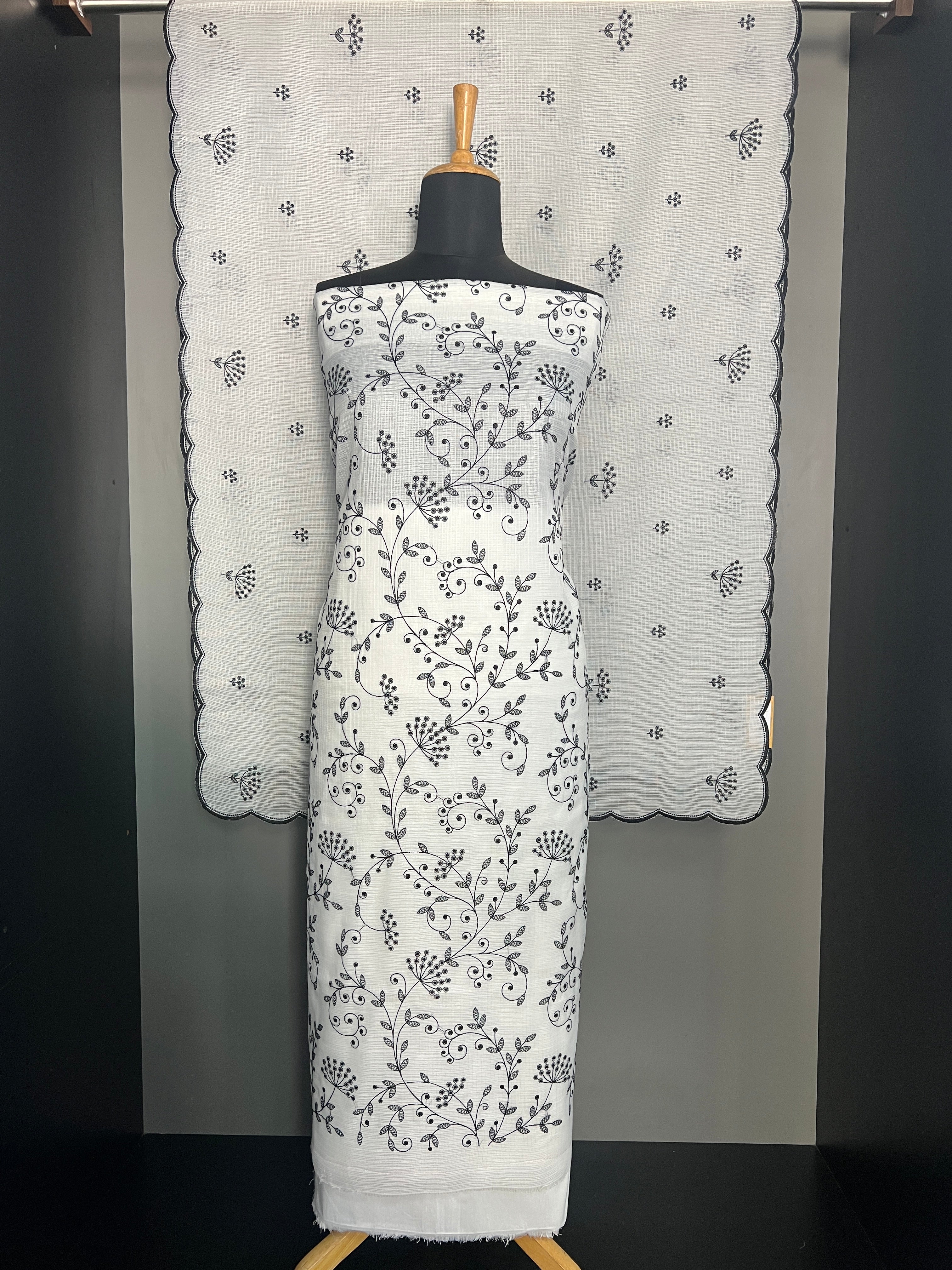 Jaal Patterned Embroidered Kota Salwar Set | MR453