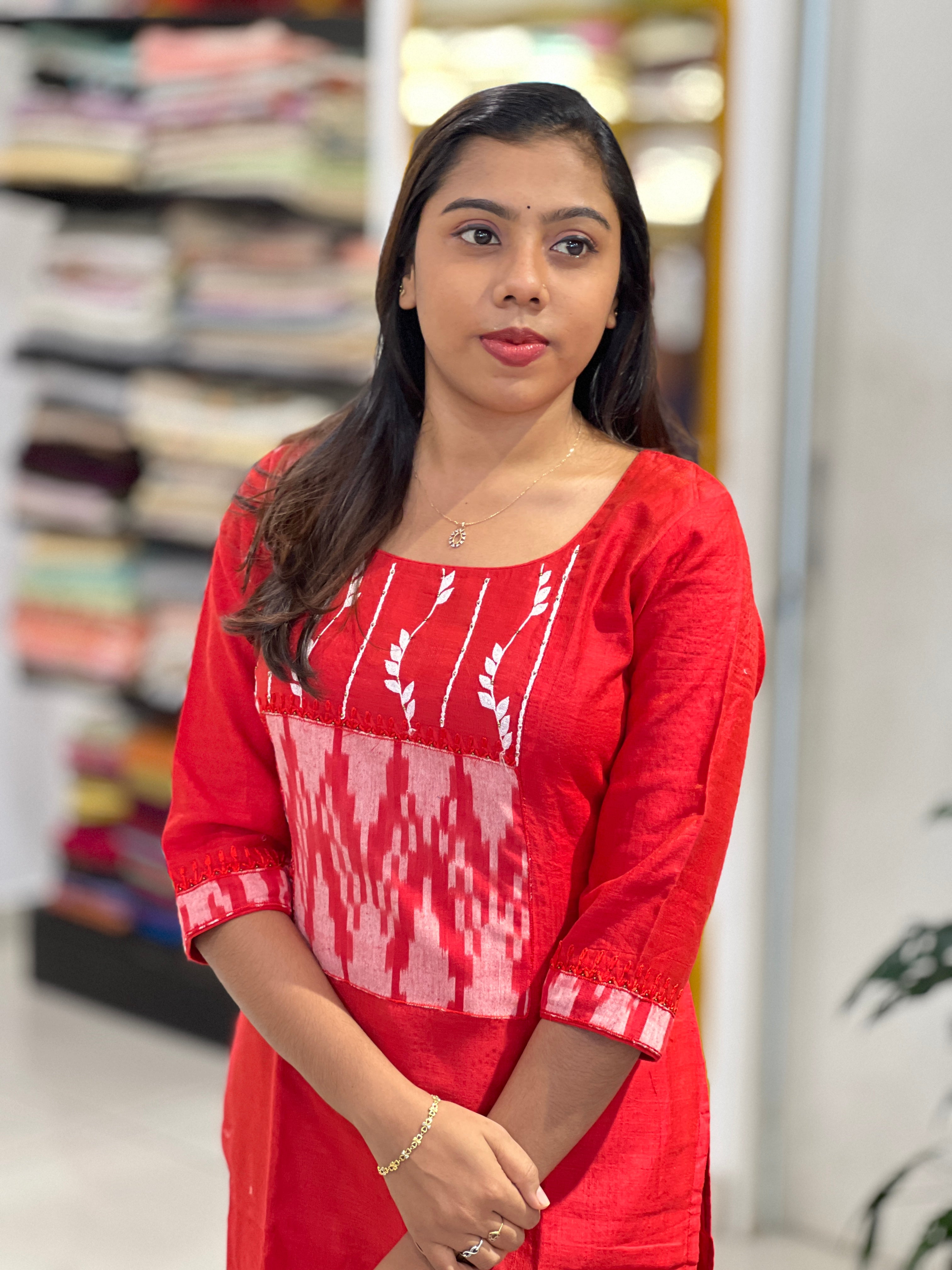 Embroidery Detailed Chanderi Kurta | DNT120