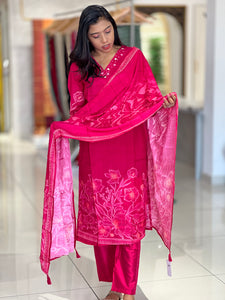 Floral Print With Embroidery Detailed Muslin Finish Kurta Set | SJL144