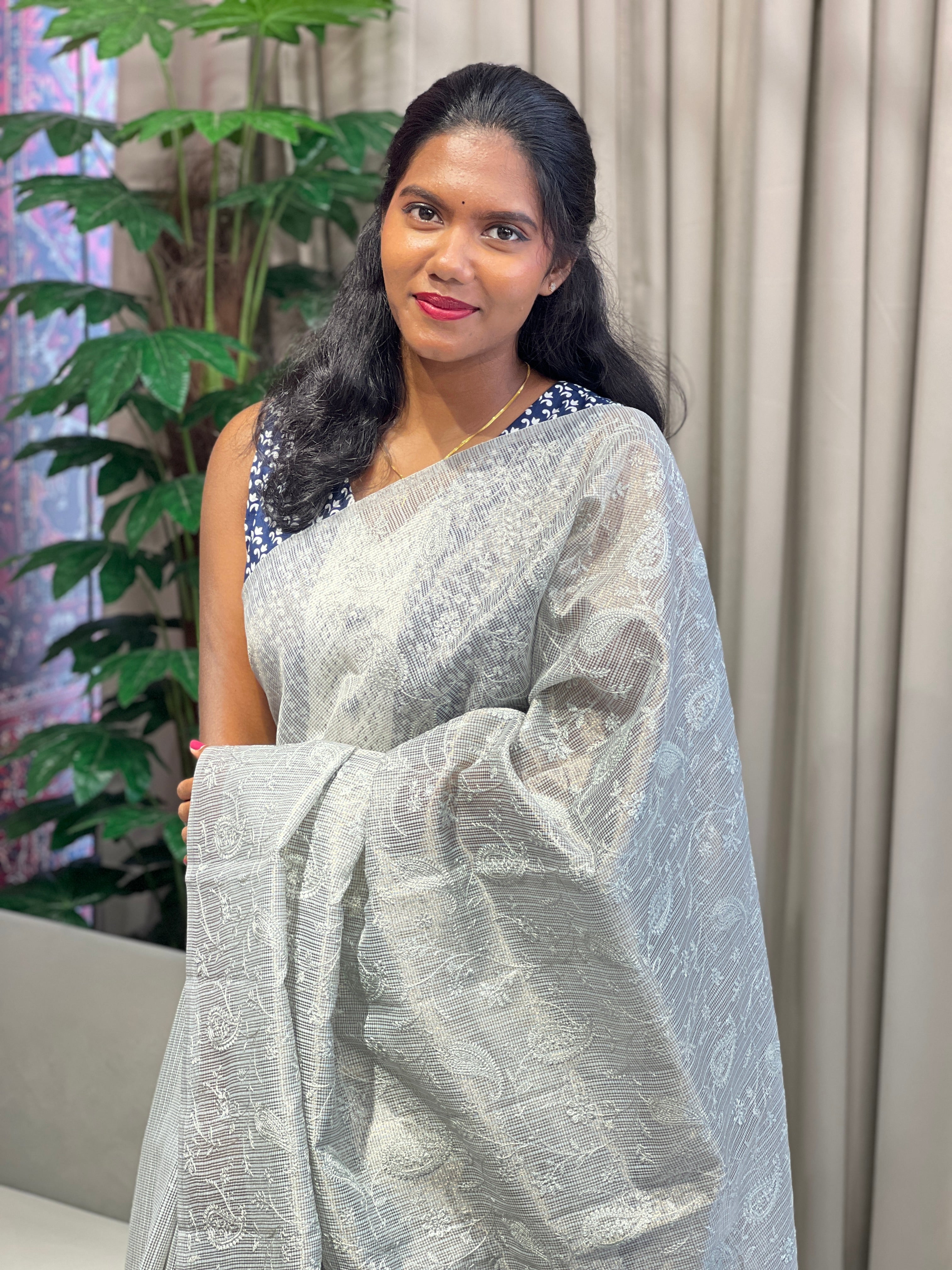 Paisley Embroidered Tissue Woven Check Kota Saree | YNG864