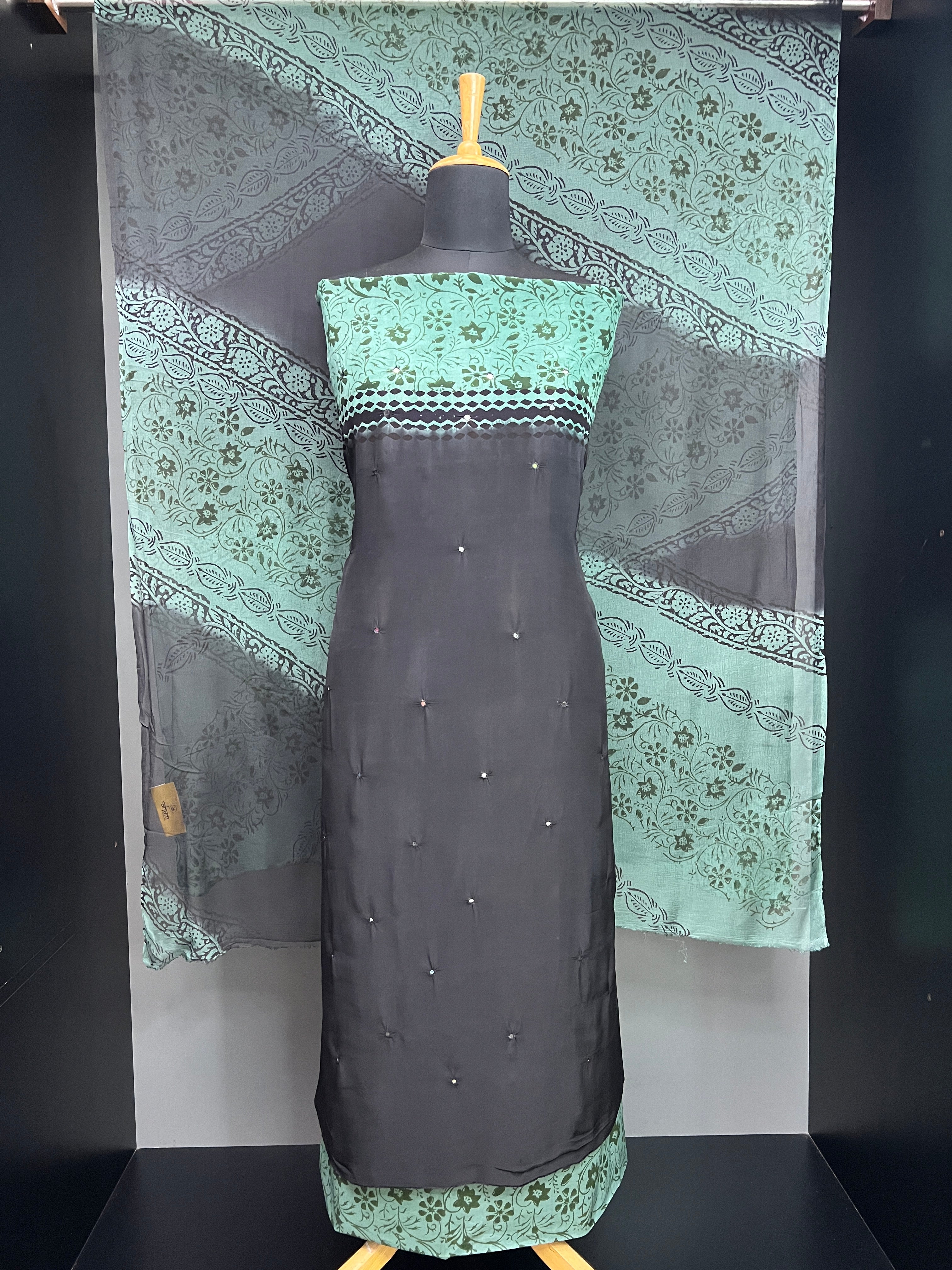 Print With Nalgonda Mirror Detailed Semi Modal Salwar Set | SF1397