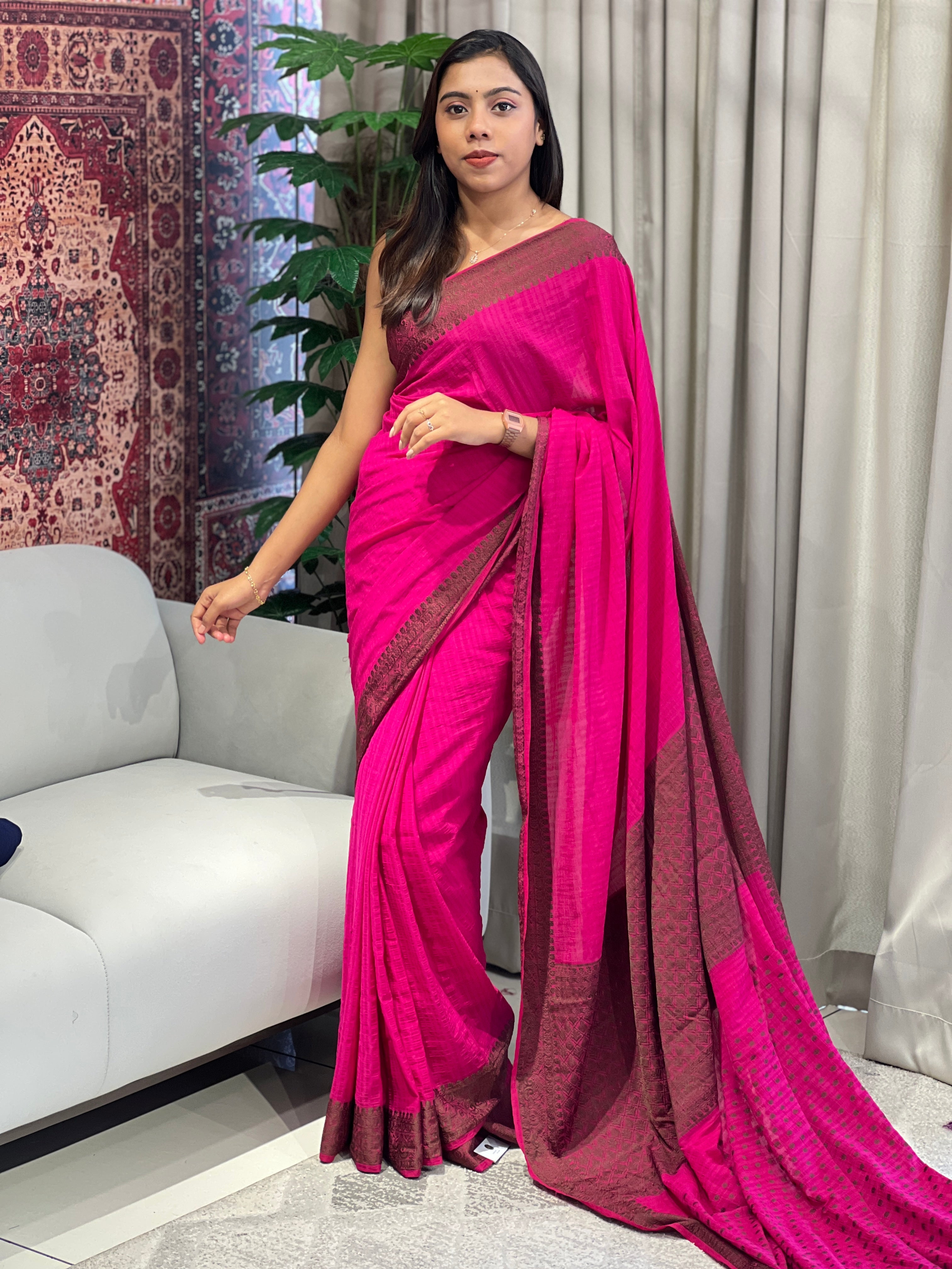 Thread Woven Tussar Georgette Banarasi(Weaving) Saree | YNG984