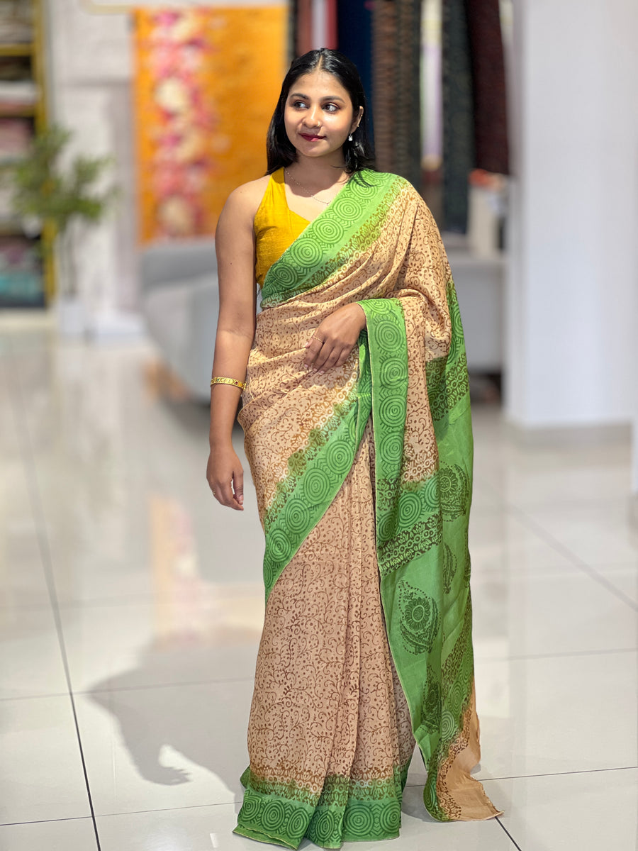 Jaal Patterned Uppada Silk Saree | SF1306