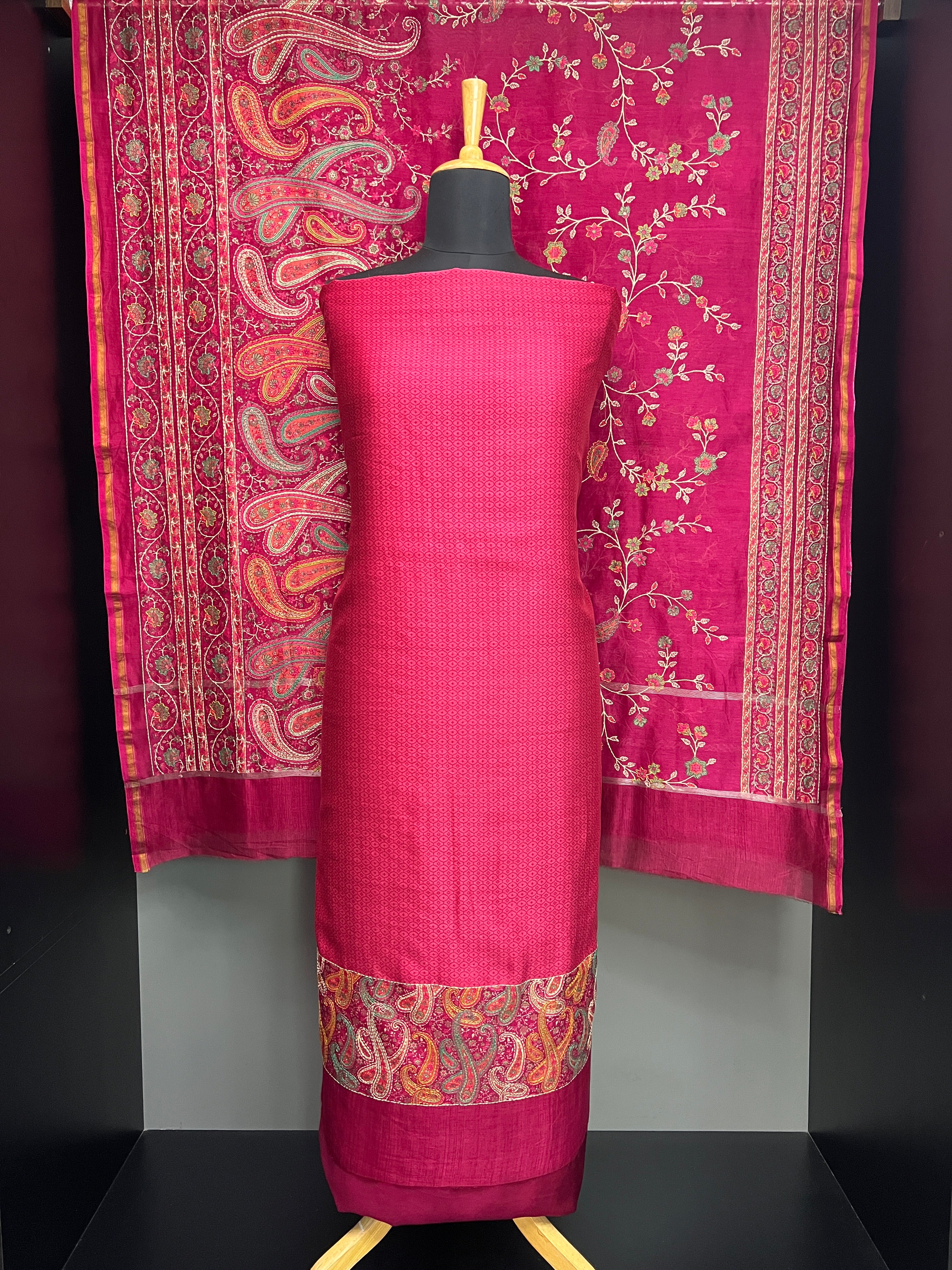 Paisley Printed Chanderi Salwar Set | LV543