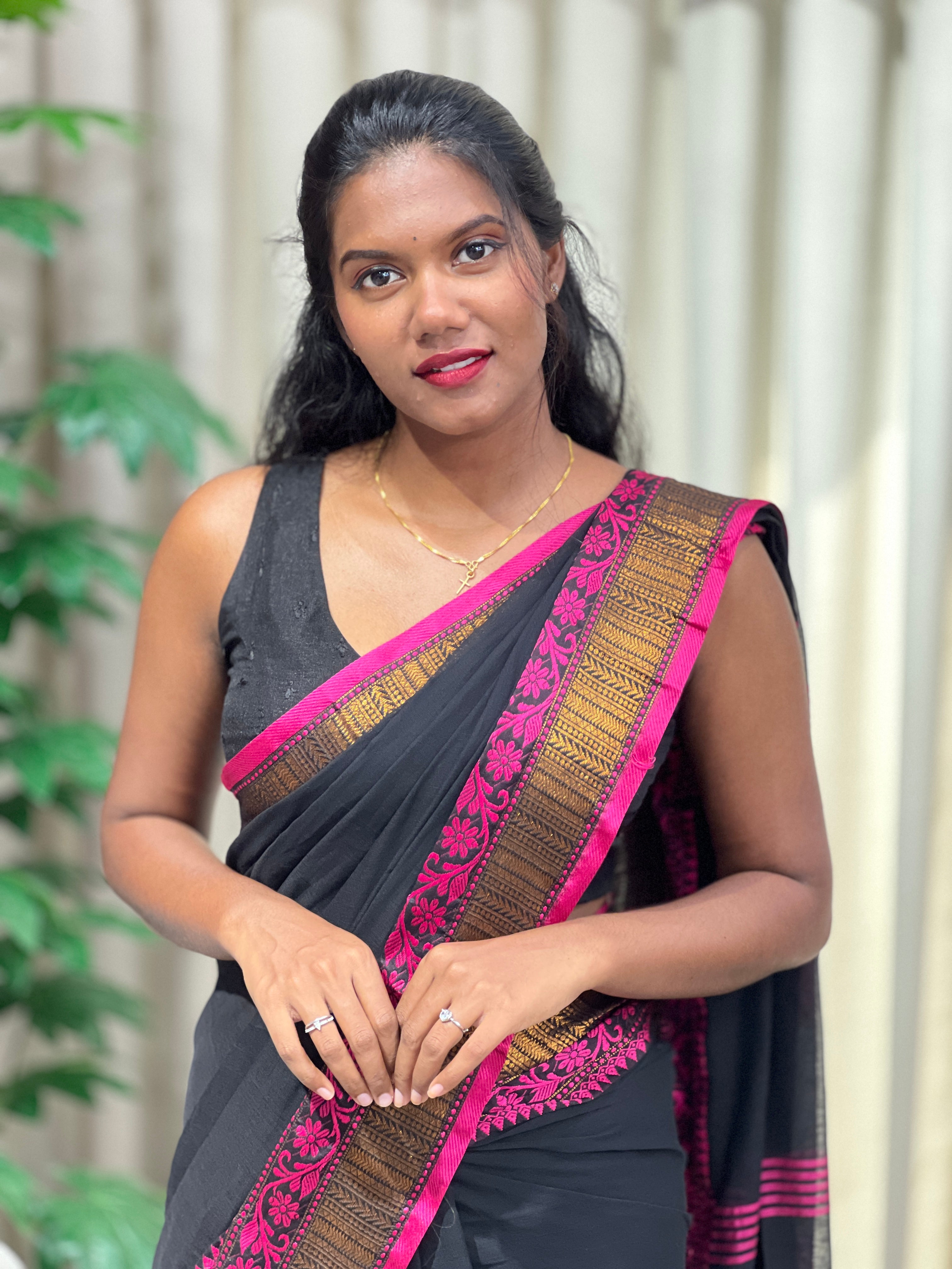 Zari And Thread Woven Cotton Saree | SKD116