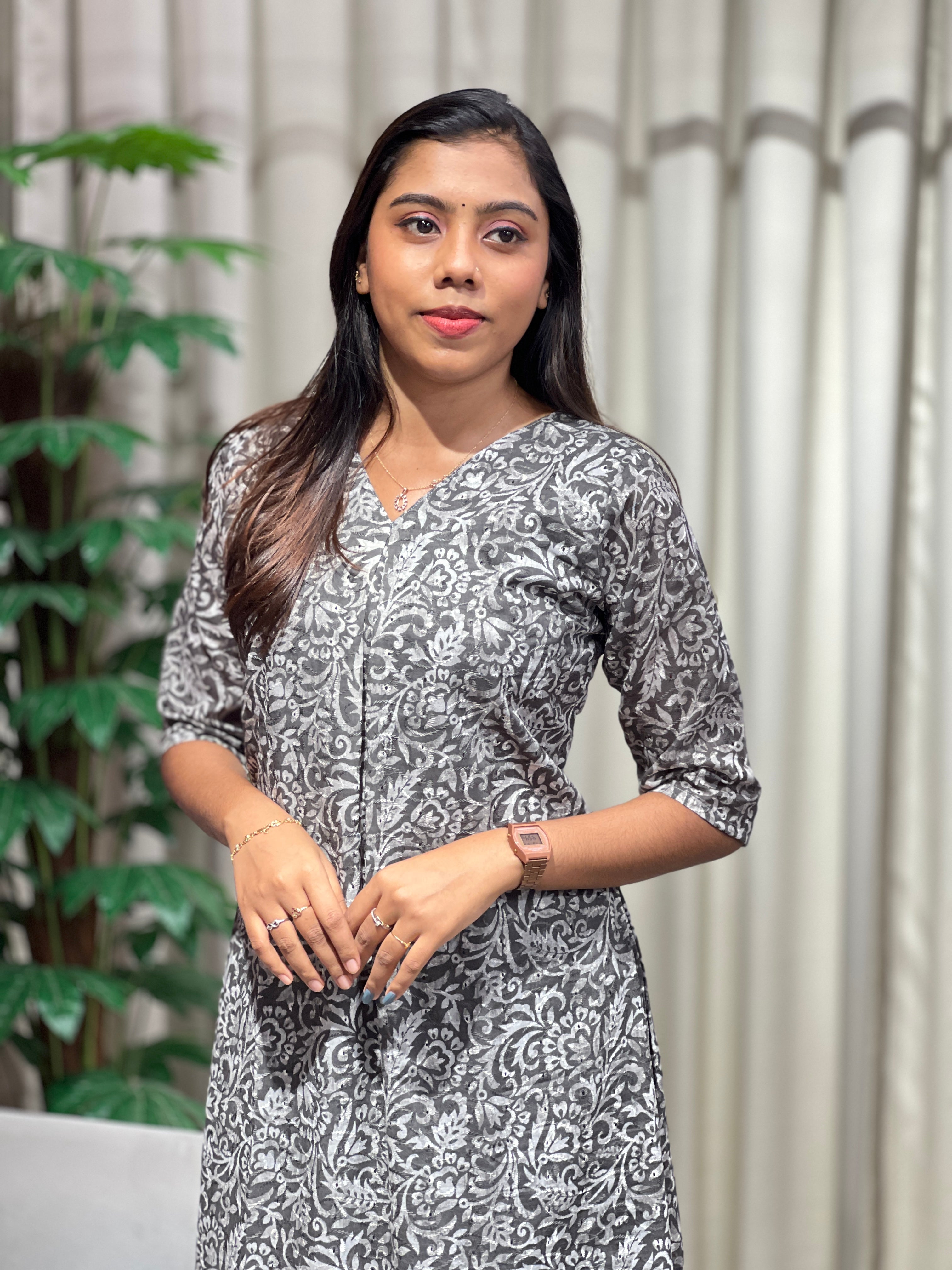 Floral Print With Schiffli Patterned Cotton Kurta | RMLA286