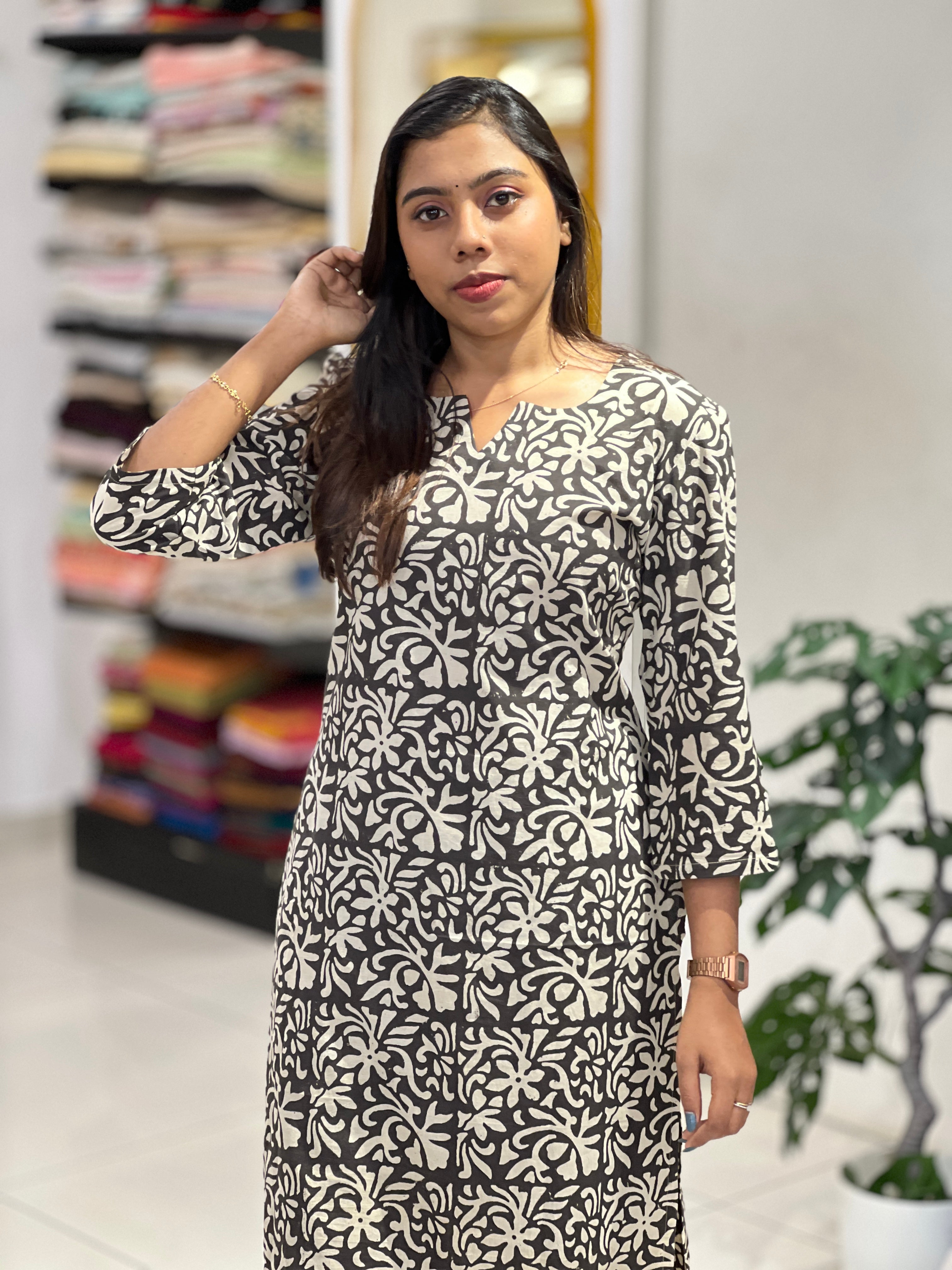 Floral Printed Cotton Kurta Set | DNT850