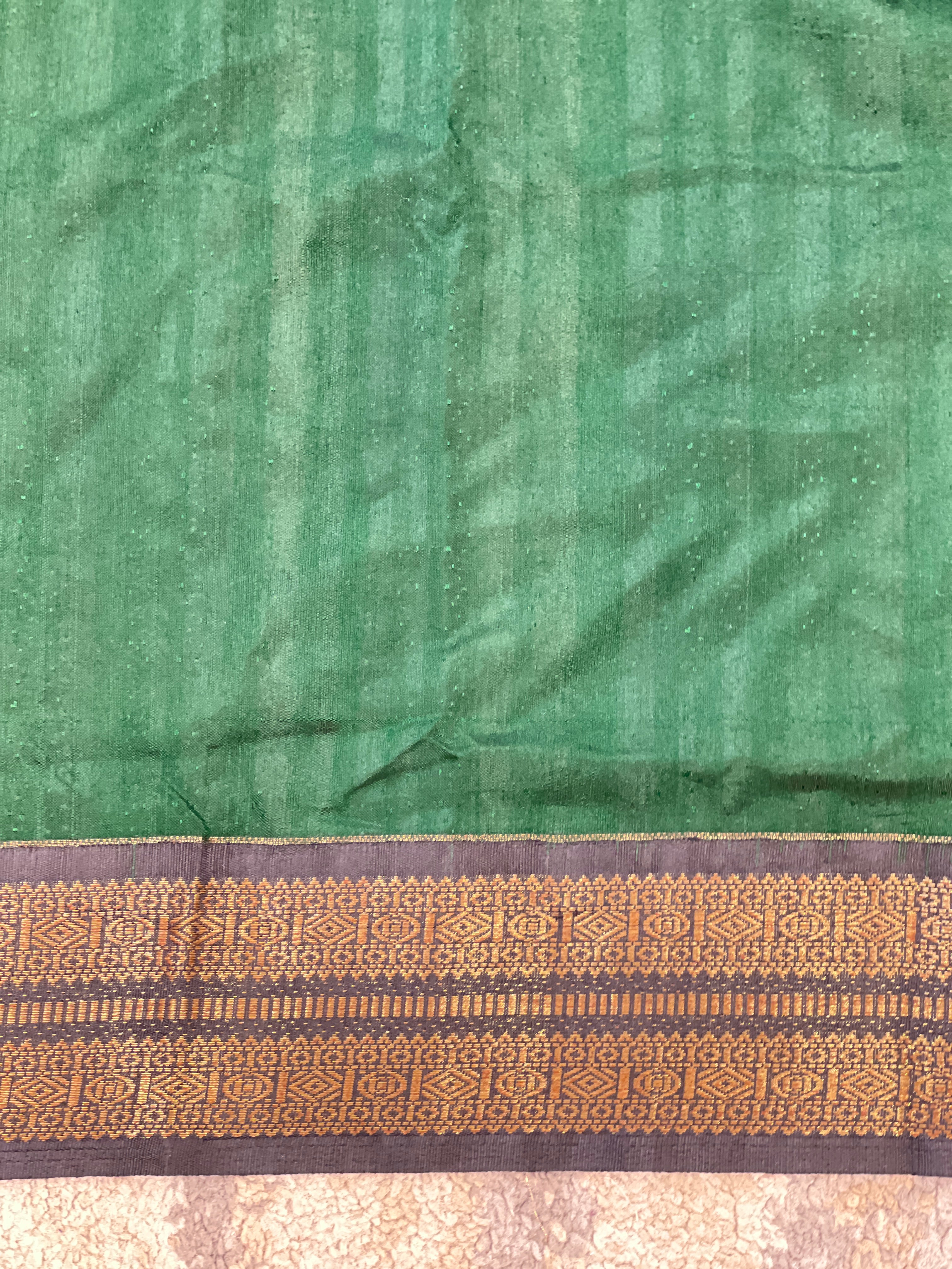 Solid Patterned Zari Border Cotton Saree | YNG1640