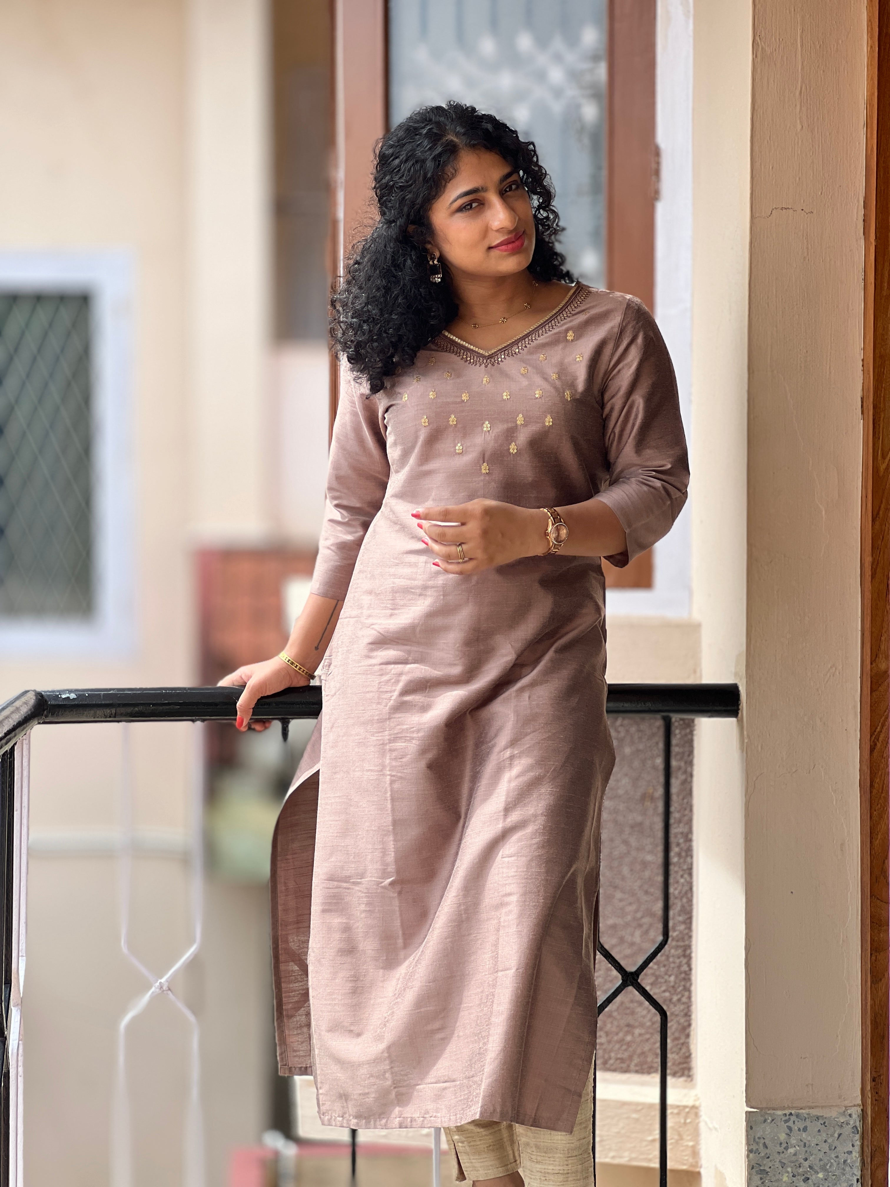 Embroidery Design Slub Cotton Silk Kurta | RGA247