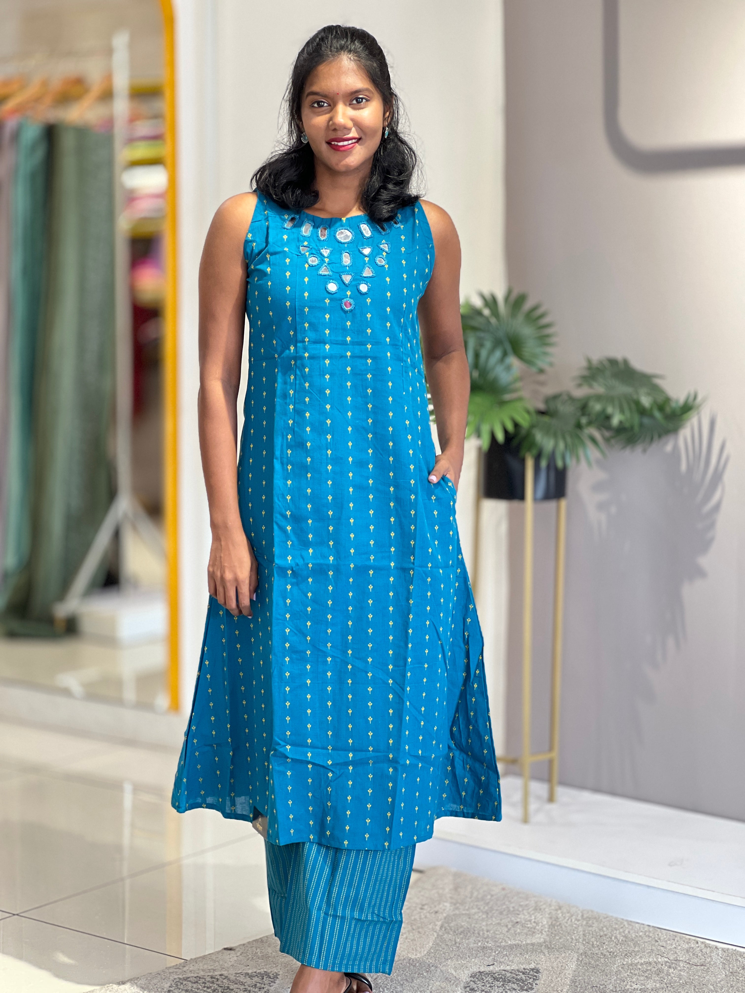Hand Embroidery Mirror Detailed Cotton Kurta Top & Bottom | SJL109