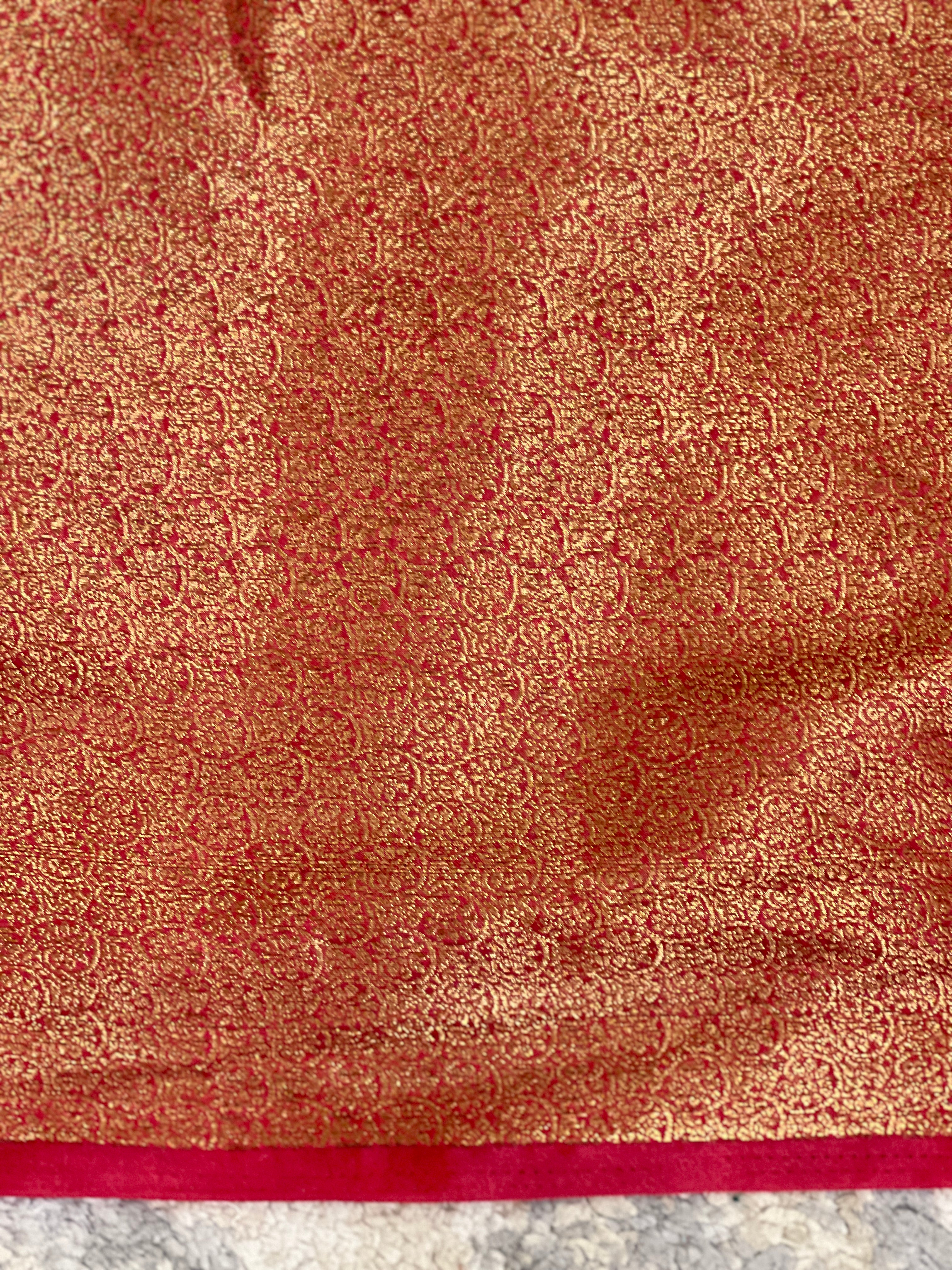 Solid Patterned Zari Border Cotton Saree | YNG1648