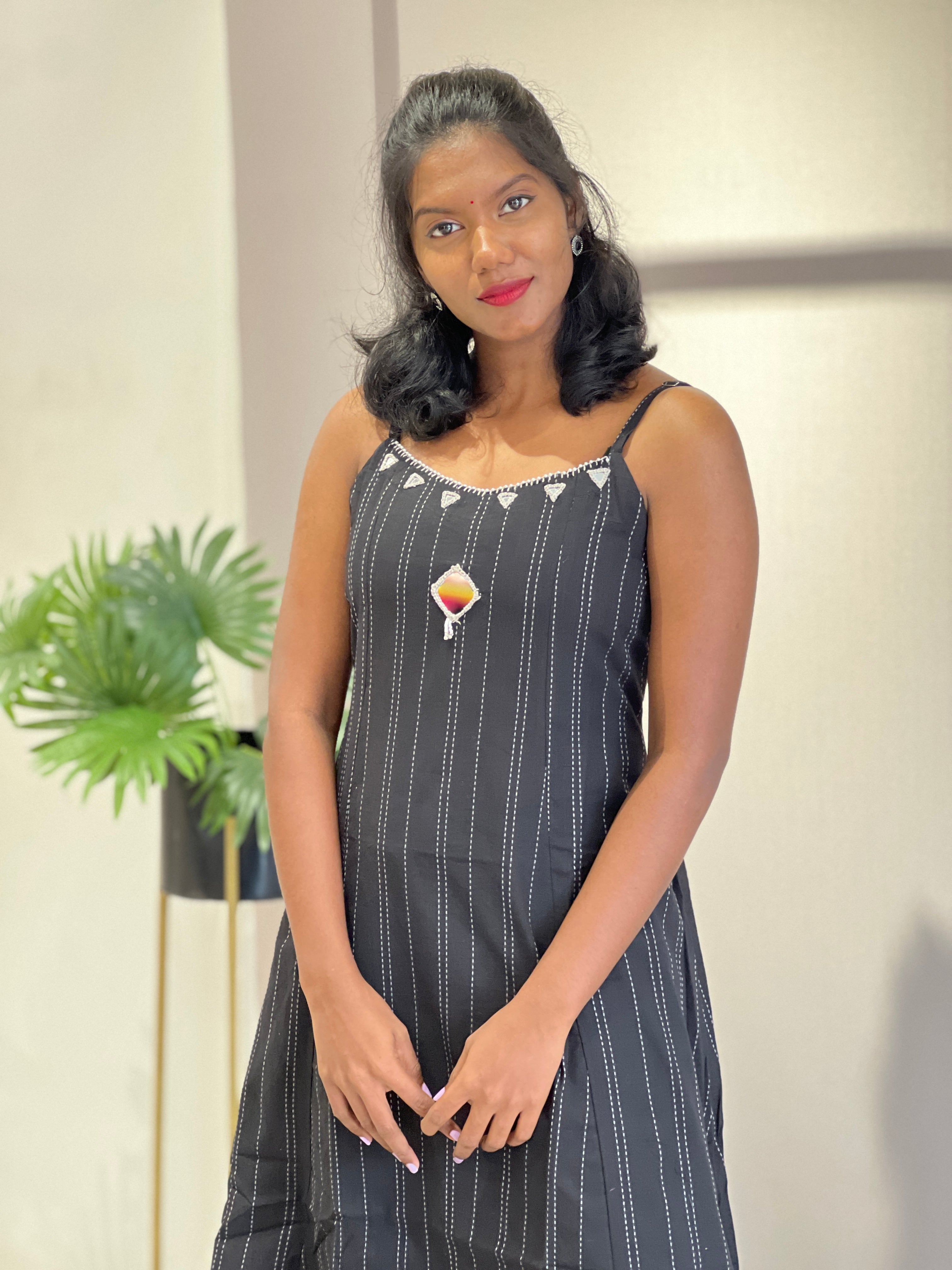 Kantha Weaved Sleeveless Cotton Kurta | SJL108
