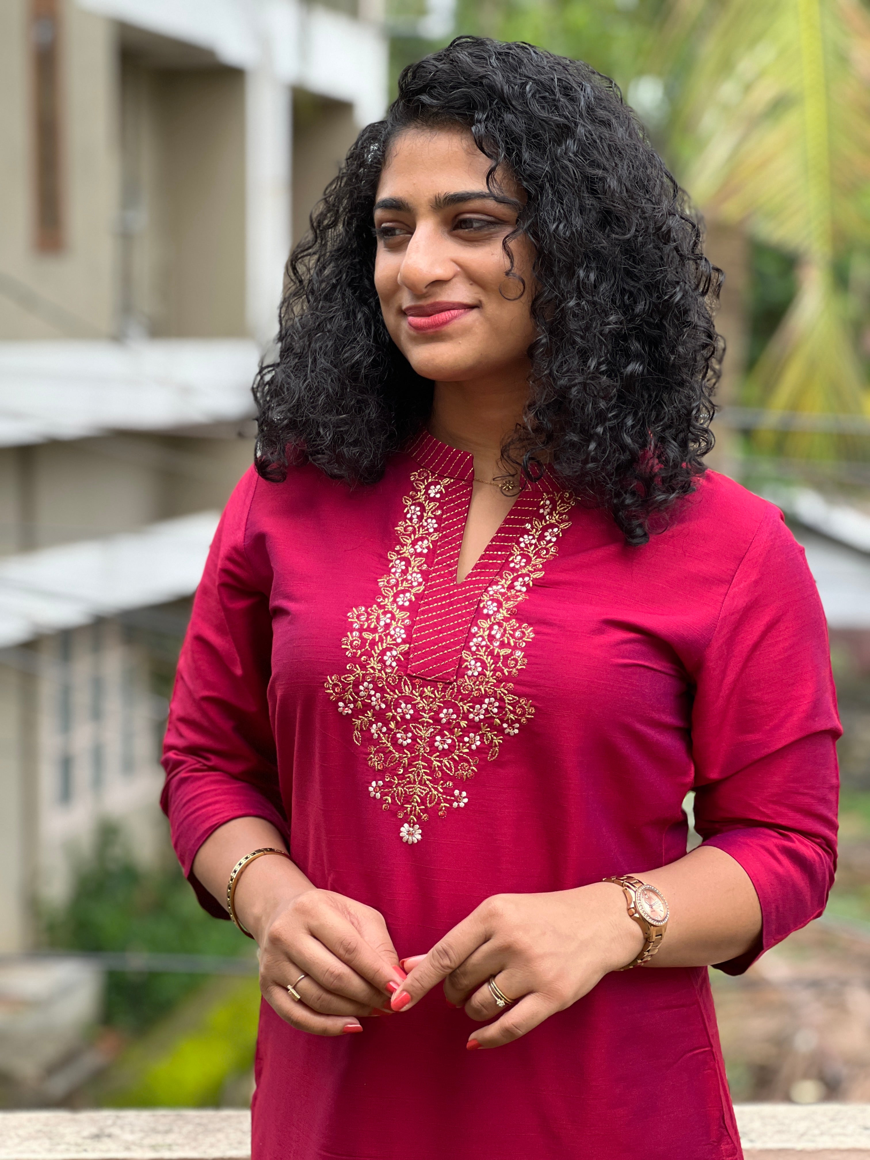 Yoke Embroidery Slub Cotton Silk Kurta | RGA243