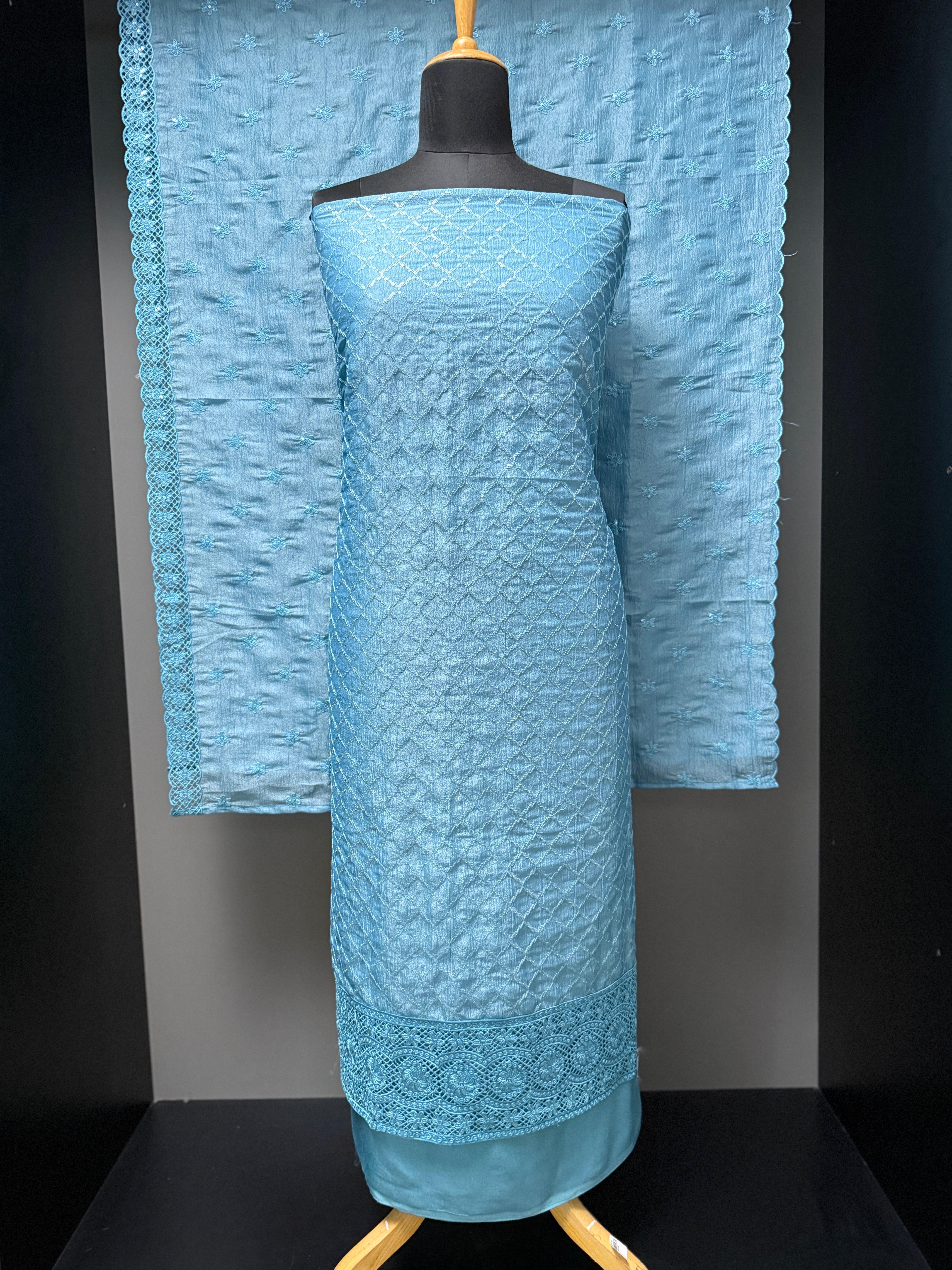 Cutwork & Sequence Detailed Crushed Organza Salwar Set | SBP602