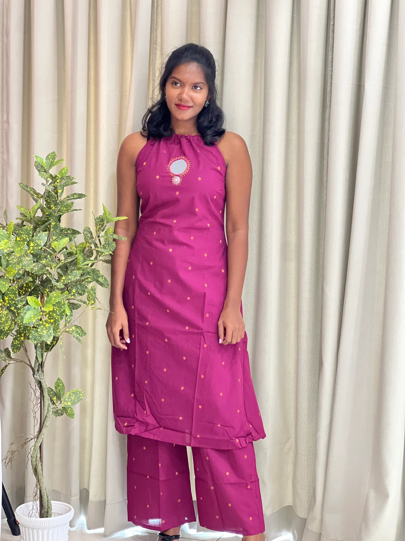 Buta & Mirror Detailed Sleeveless Cotton Kurta | SJL117
