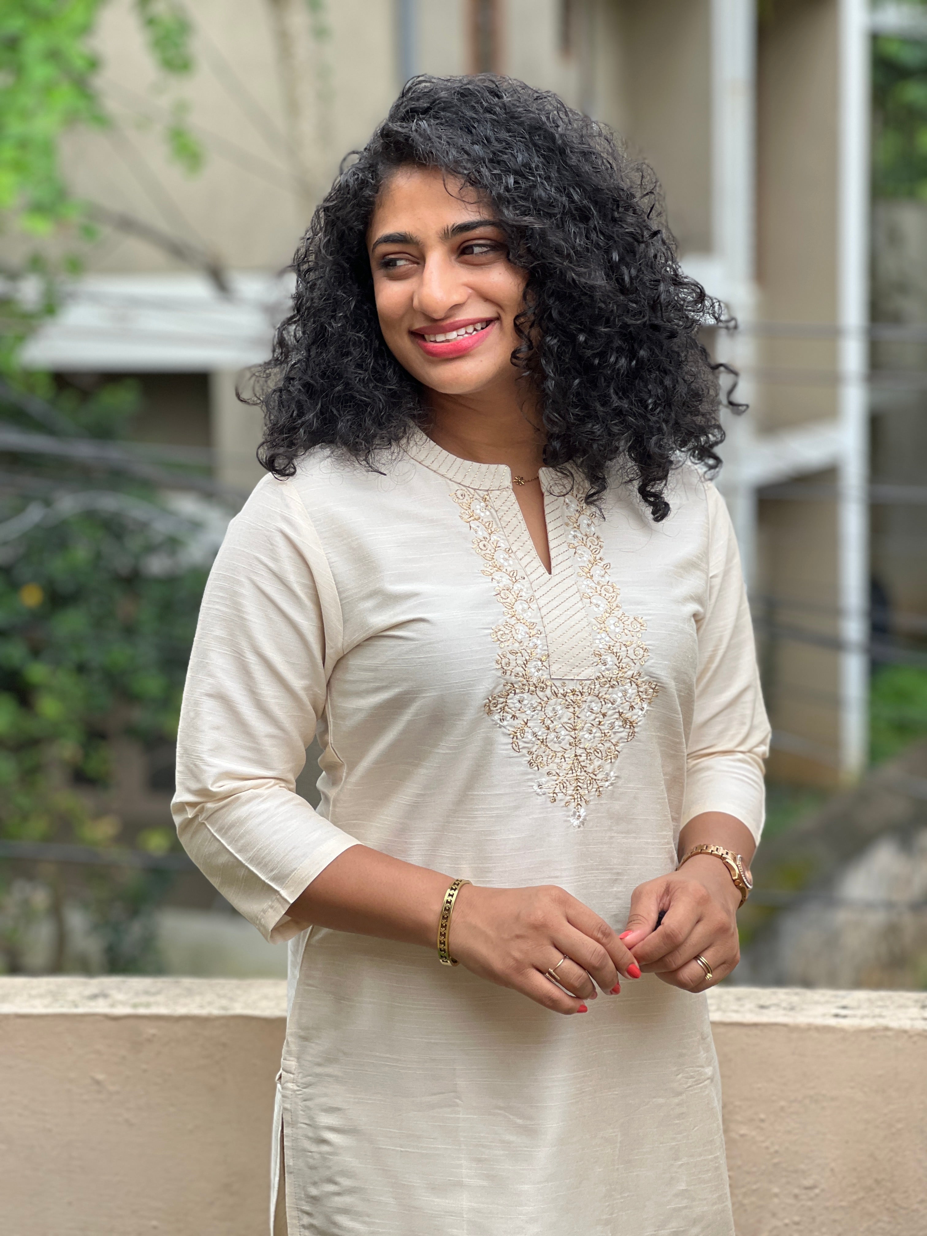 Yoke Embroidery Slub Cotton Silk Kurta | RGA243