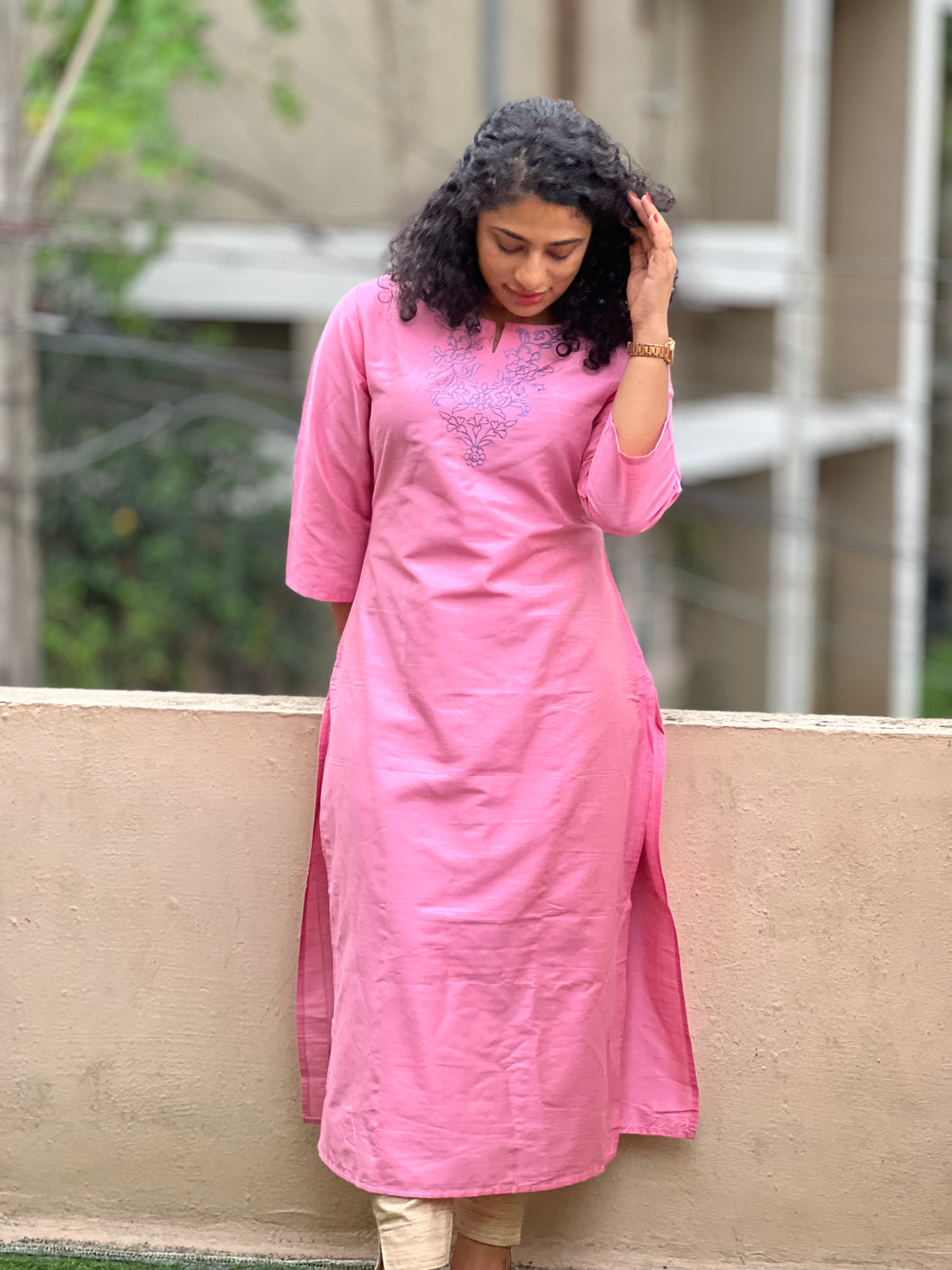 Neck Line Embroidery Slub Chanderi Kurta | RGA229