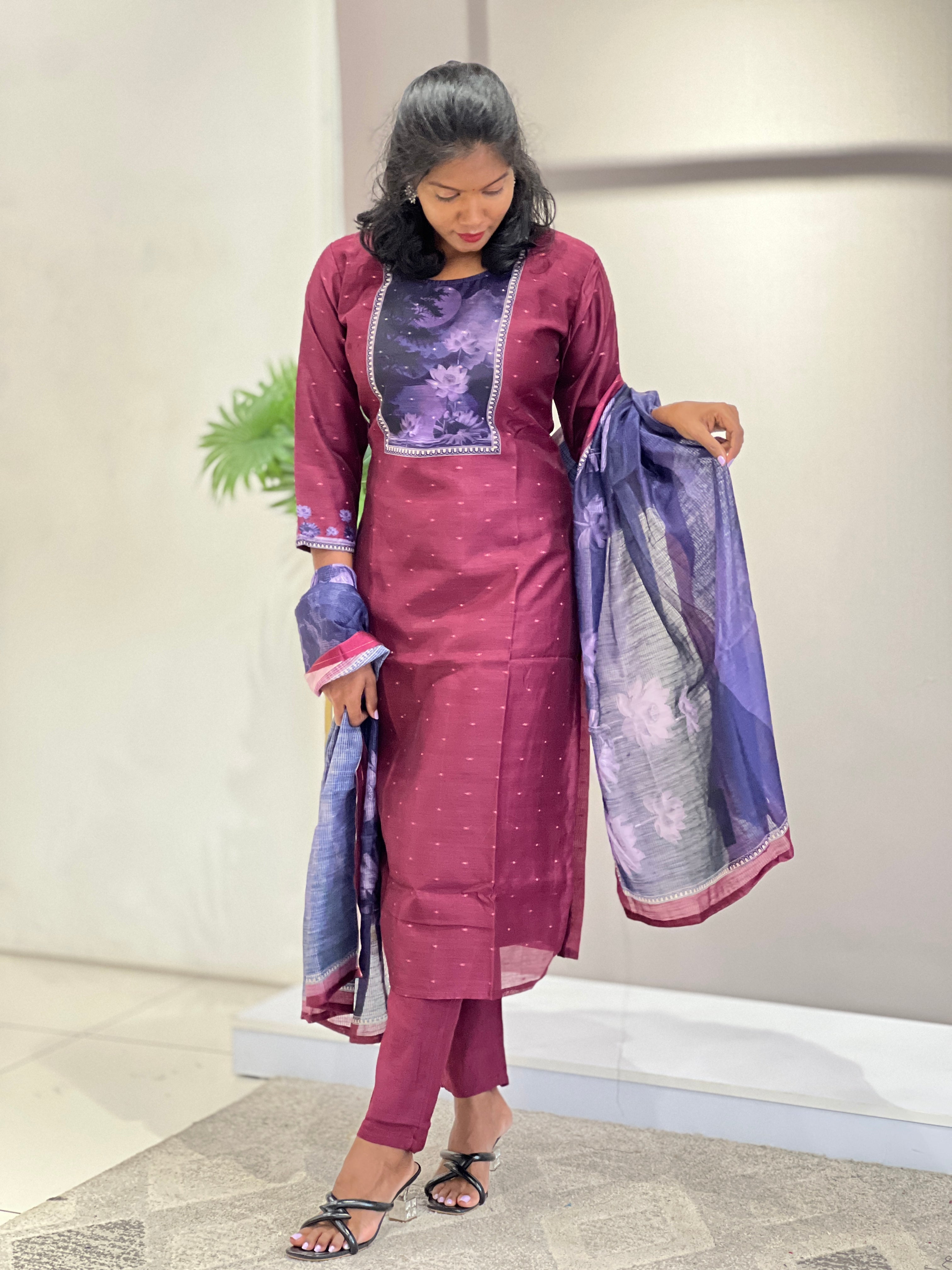 Digital Print With Banarasi Detailed Chanderi Finish Kurta Set | VFD124