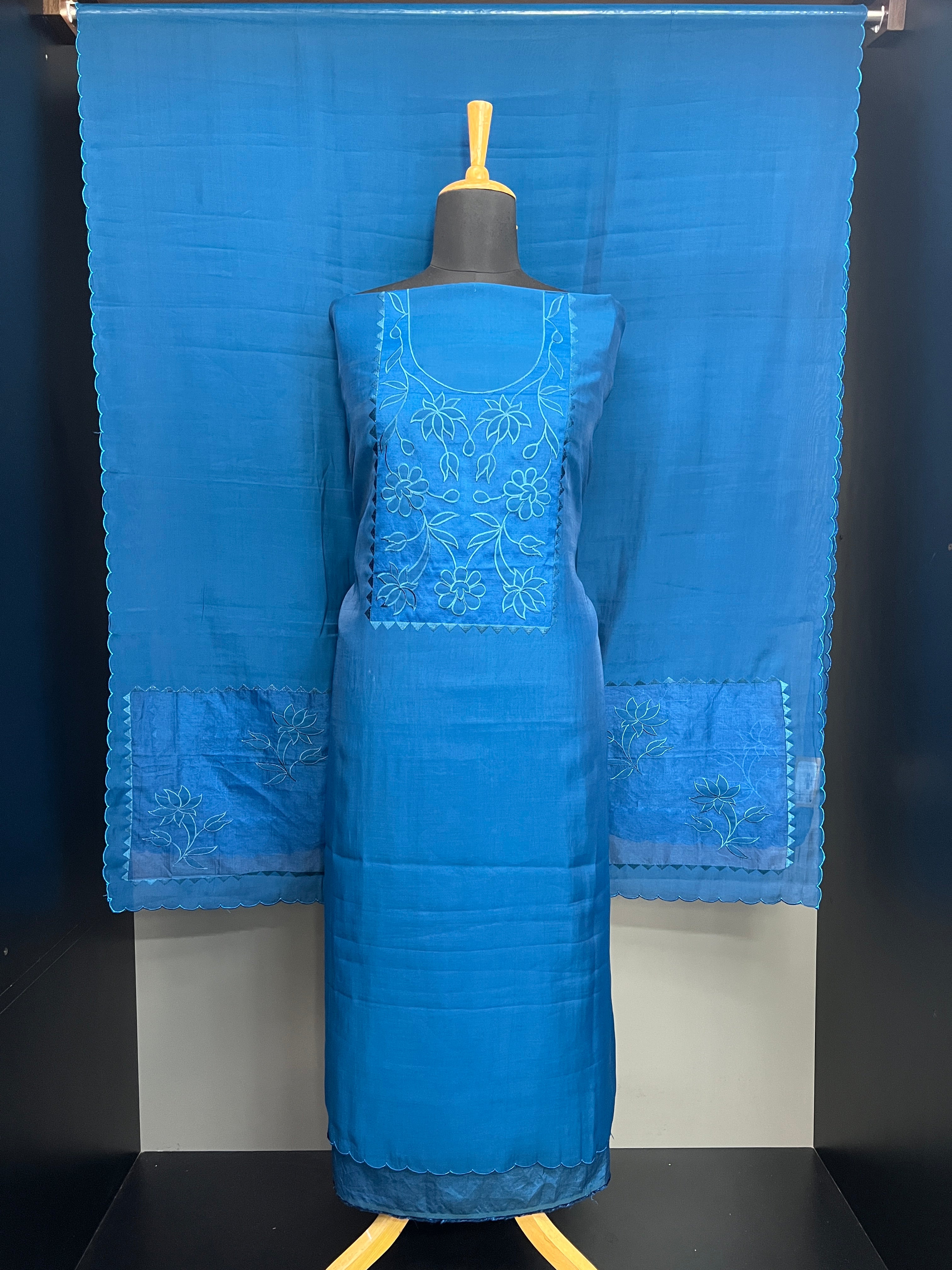 Applique Work Detailed Muslin Finish Salwar Set | MM305