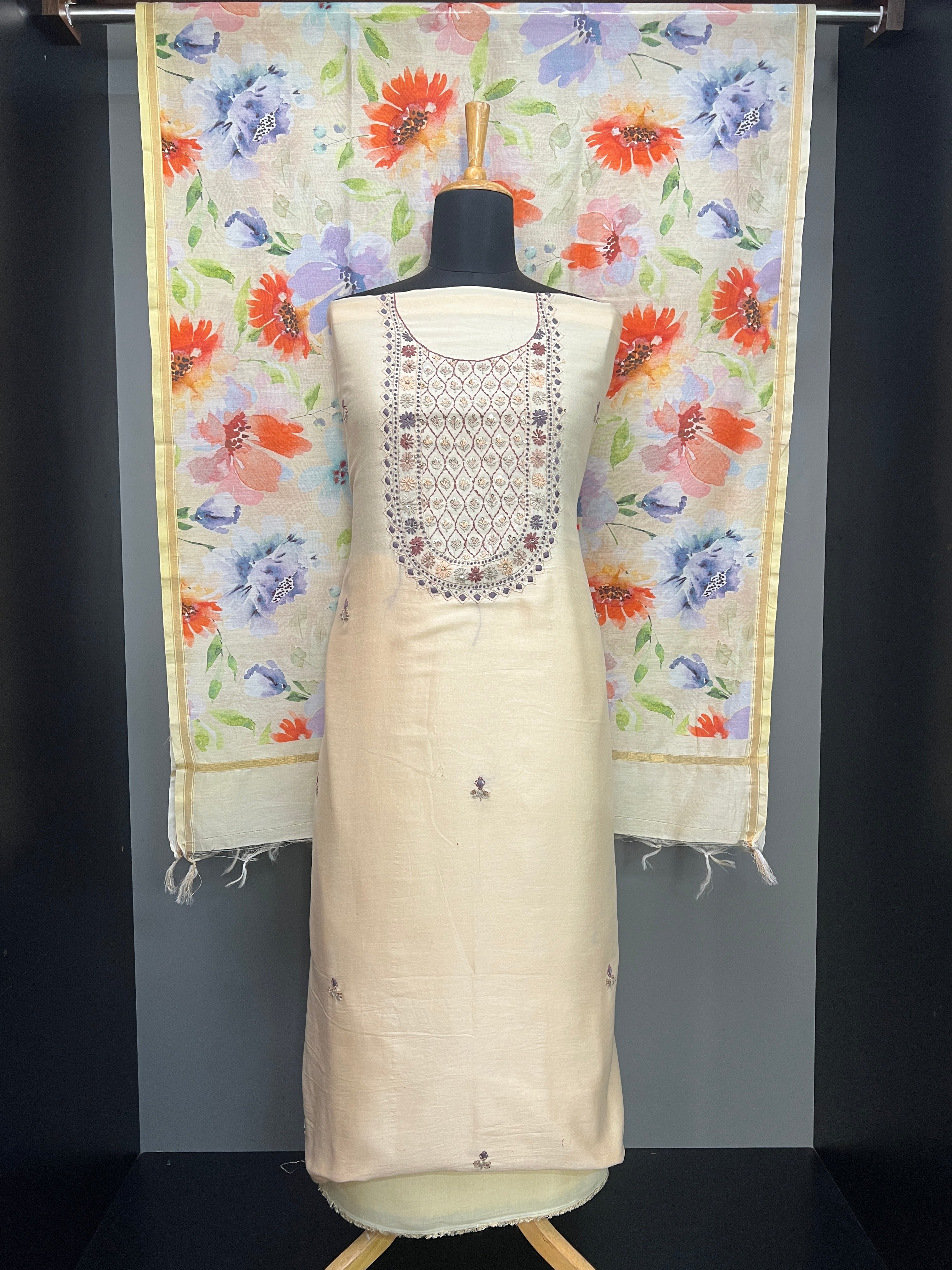 Hand Embroidery Detailed Chanderi Salwar Set | MM312