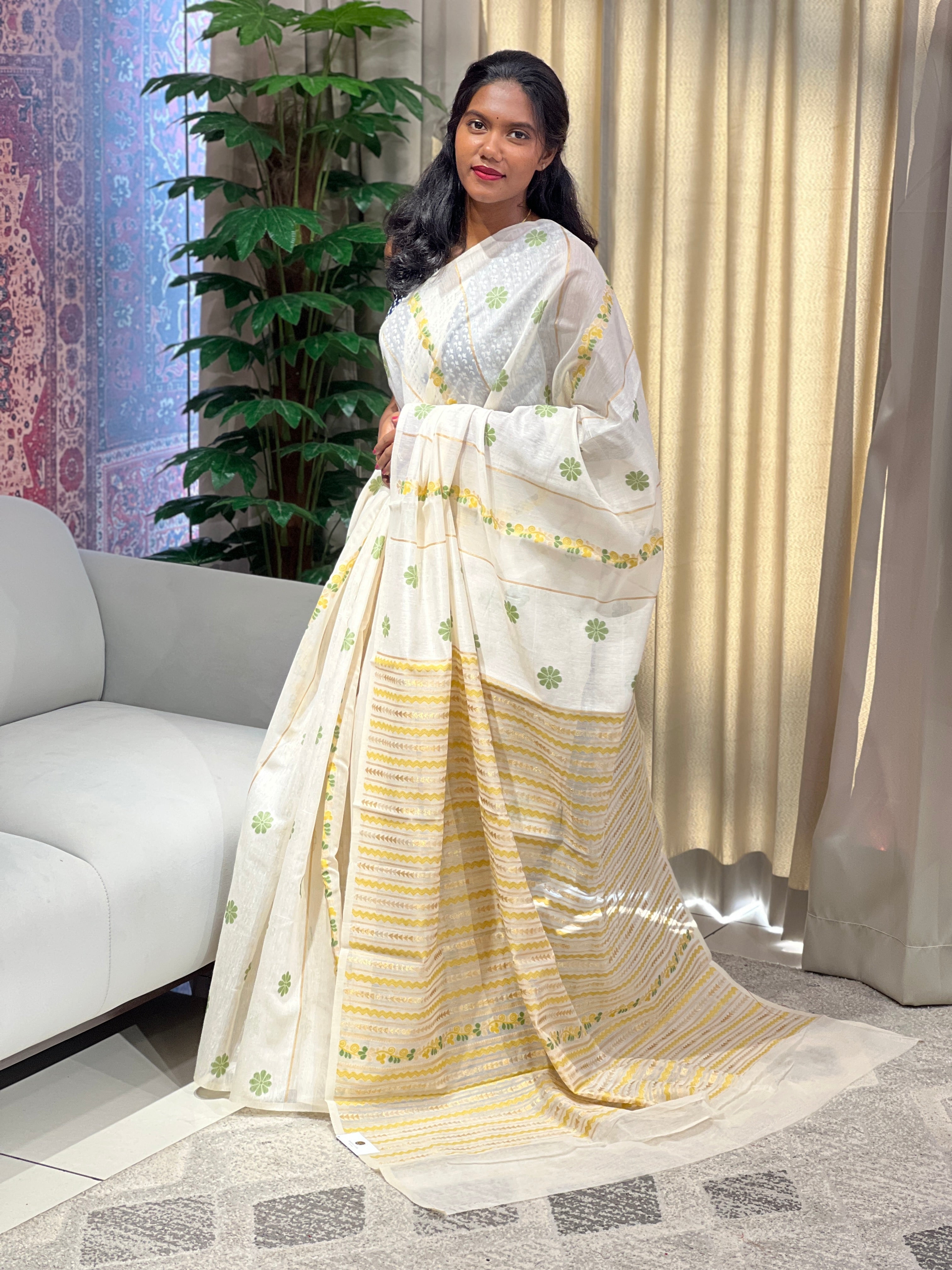 Floral Thread Woven Chanderi Saree | YNG899