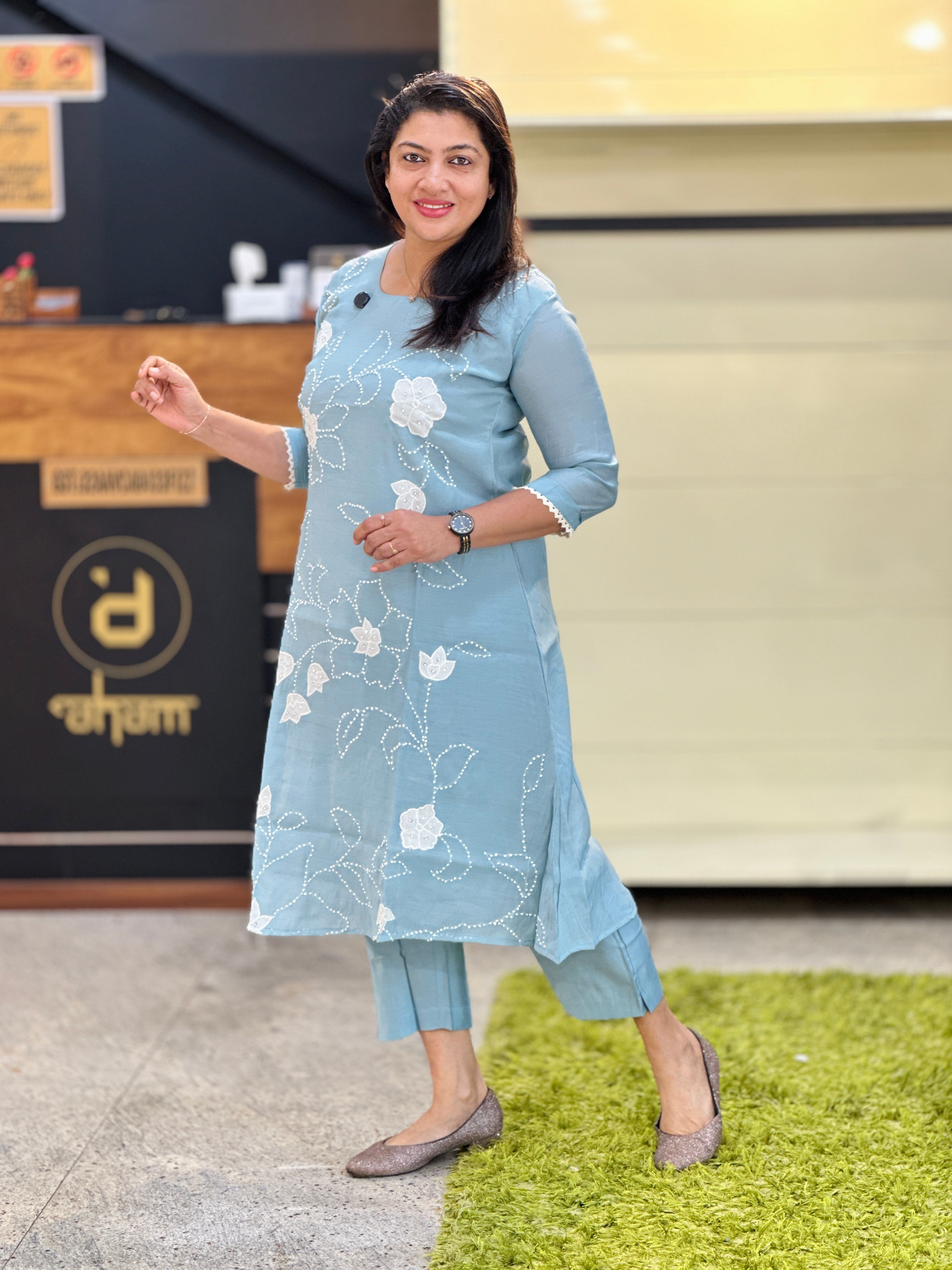 Applique With Hand Embroidered Mul Chanderi Kurta Set | SRF167