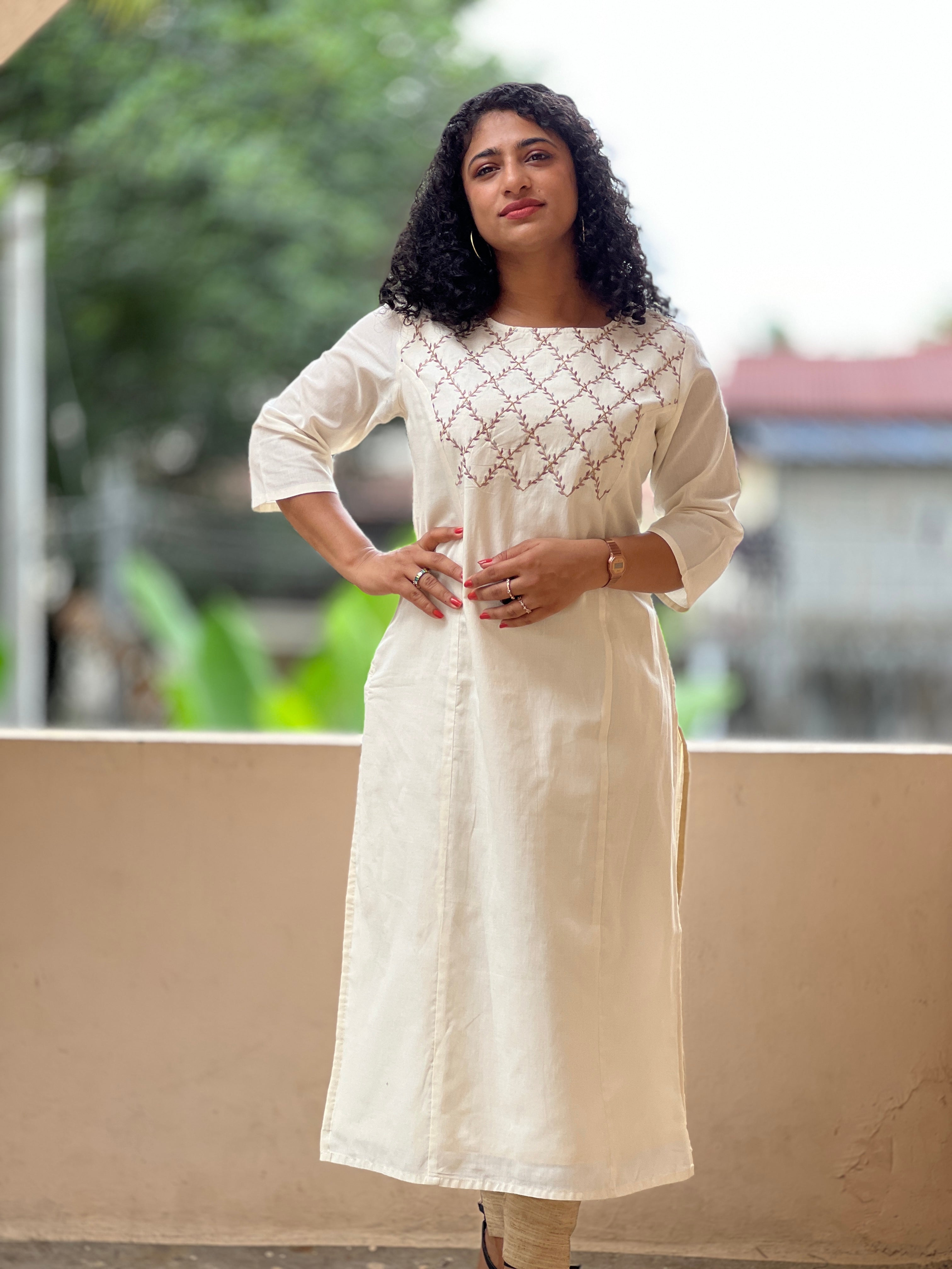 Yoke Embroidery Slub Cotton Silk Kurta | RGA239