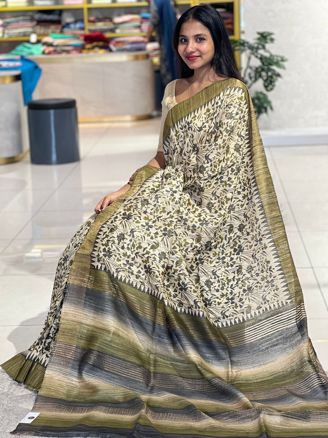 Screen Printed Geecha Tussar Saree | SIK119