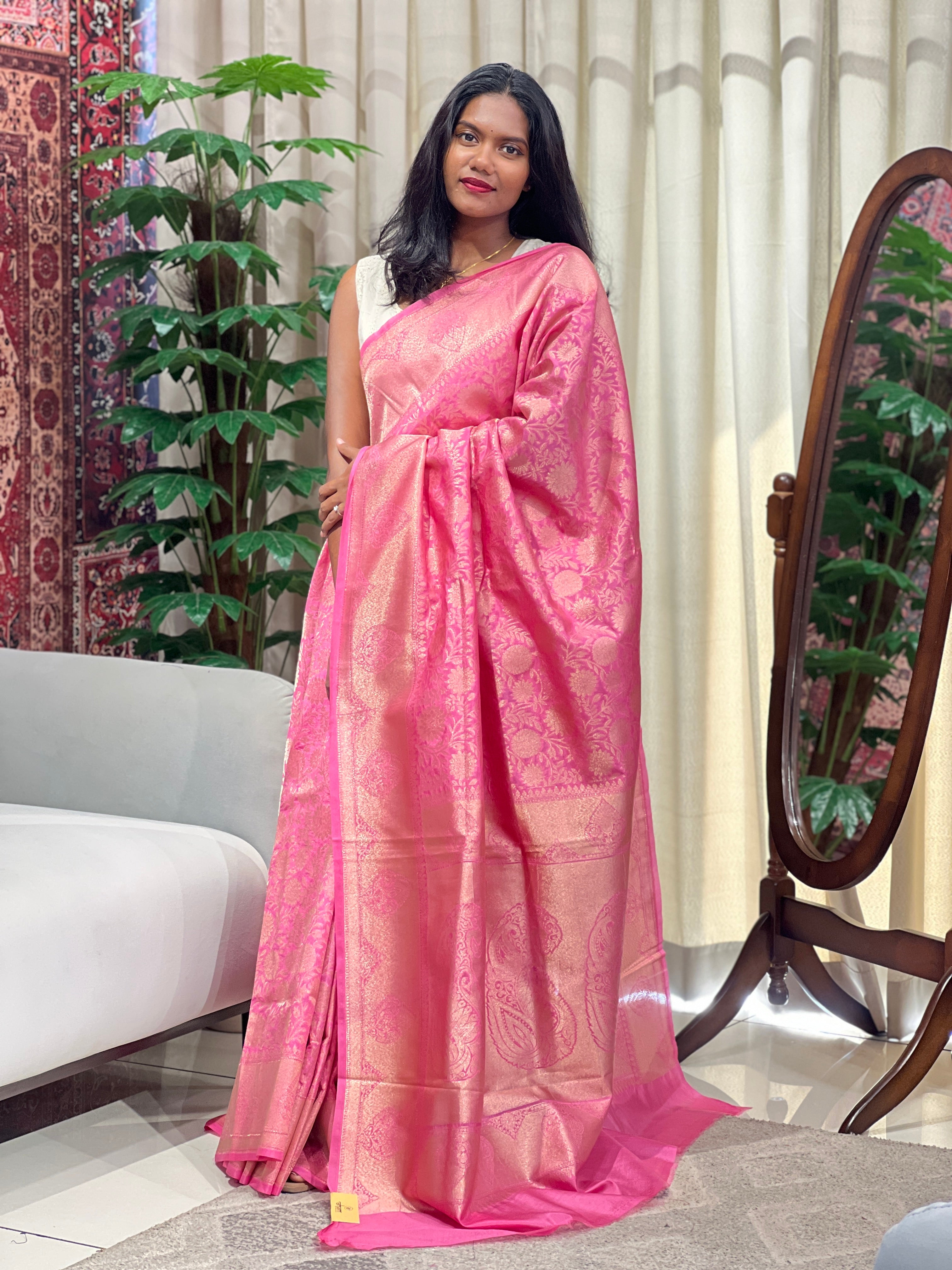 Floral Jaal Patterned Semi Banarasi Saree | NN473