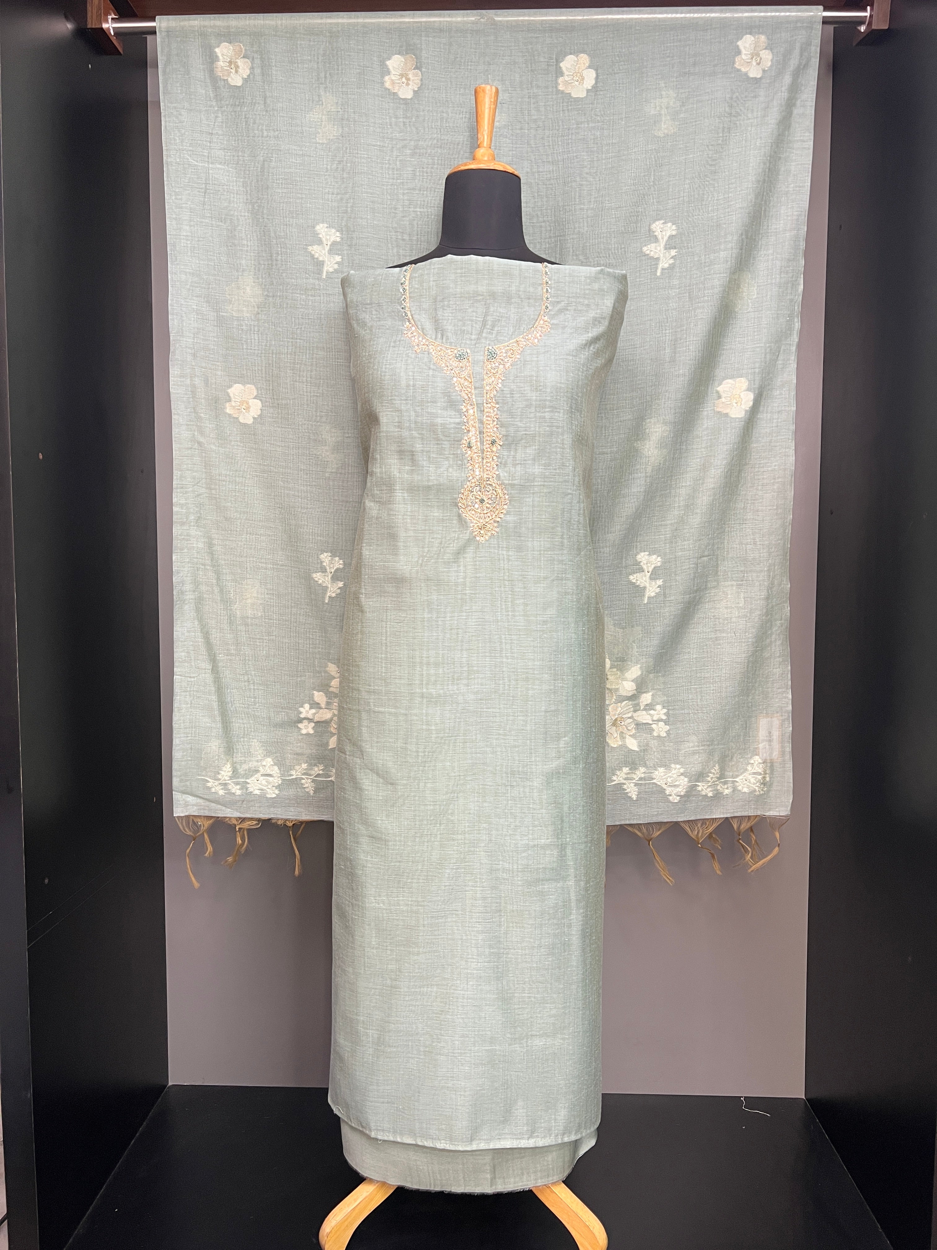 Hand Embroidery Detailed Chanderi Finish Salwar Set | SGS125