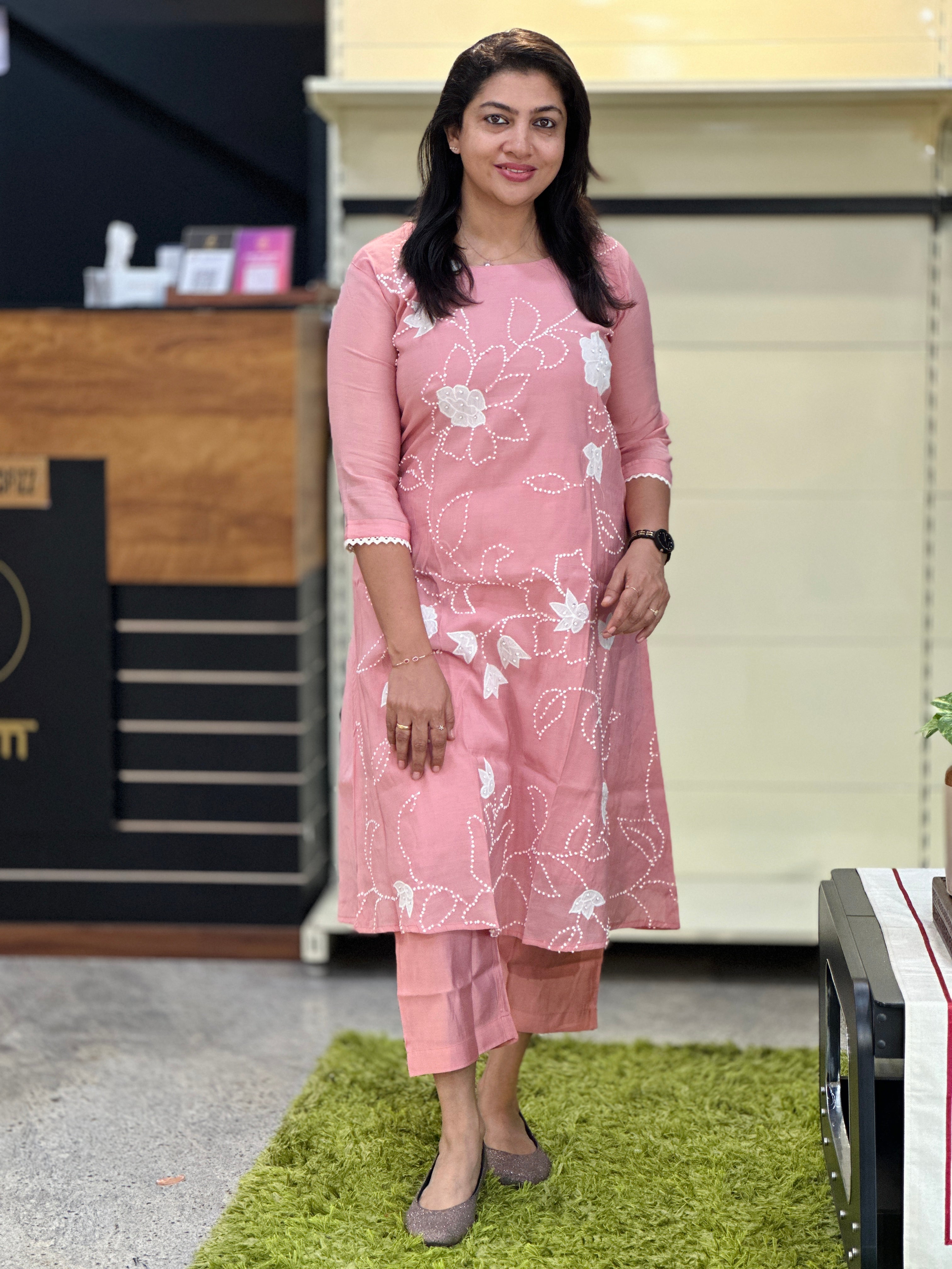 Applique With Hand Embroidered Mul Chanderi Kurta Set | SRF168