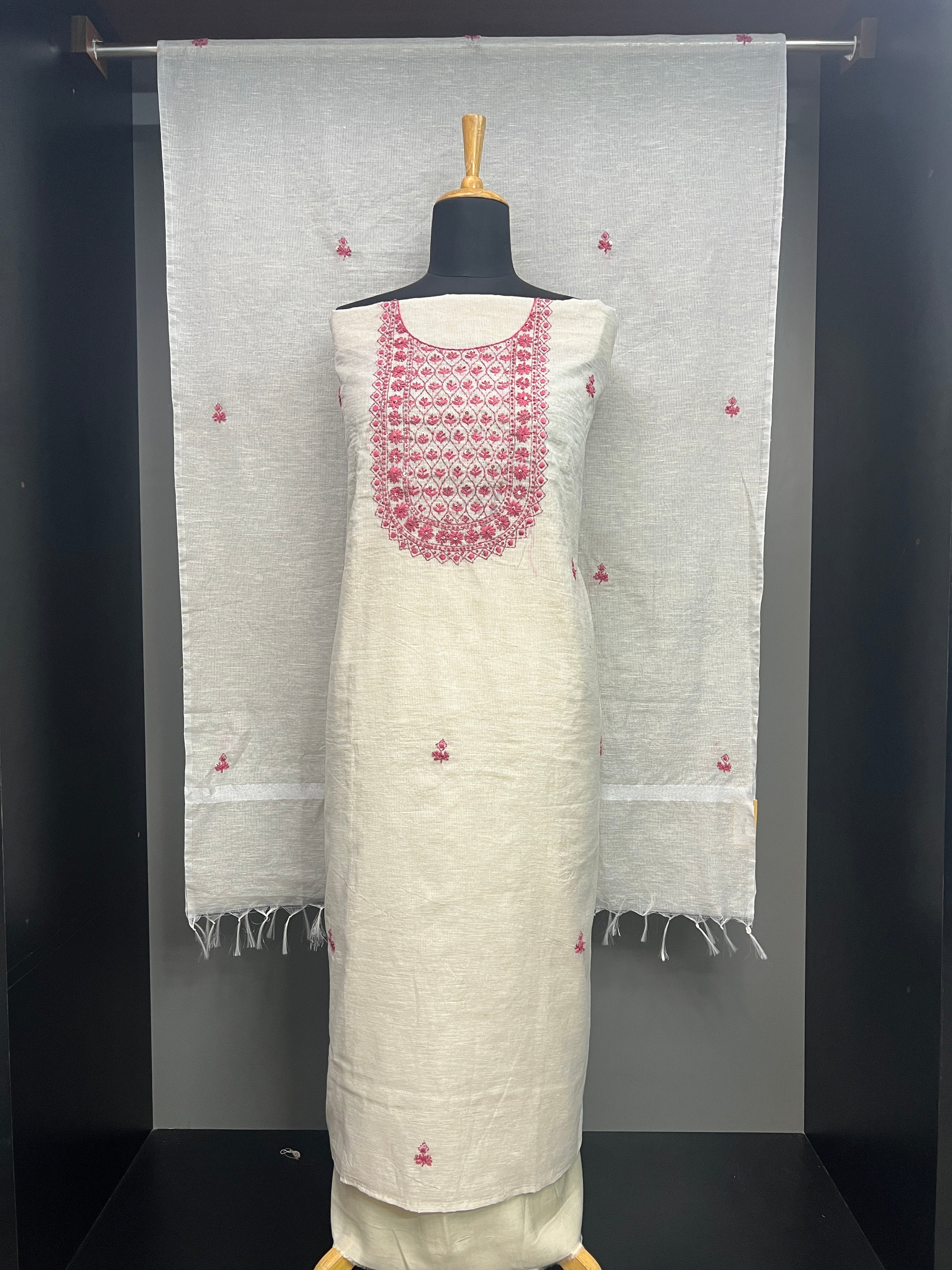 Hand Embroidery Detailed Kota Salwar Set | SGS176