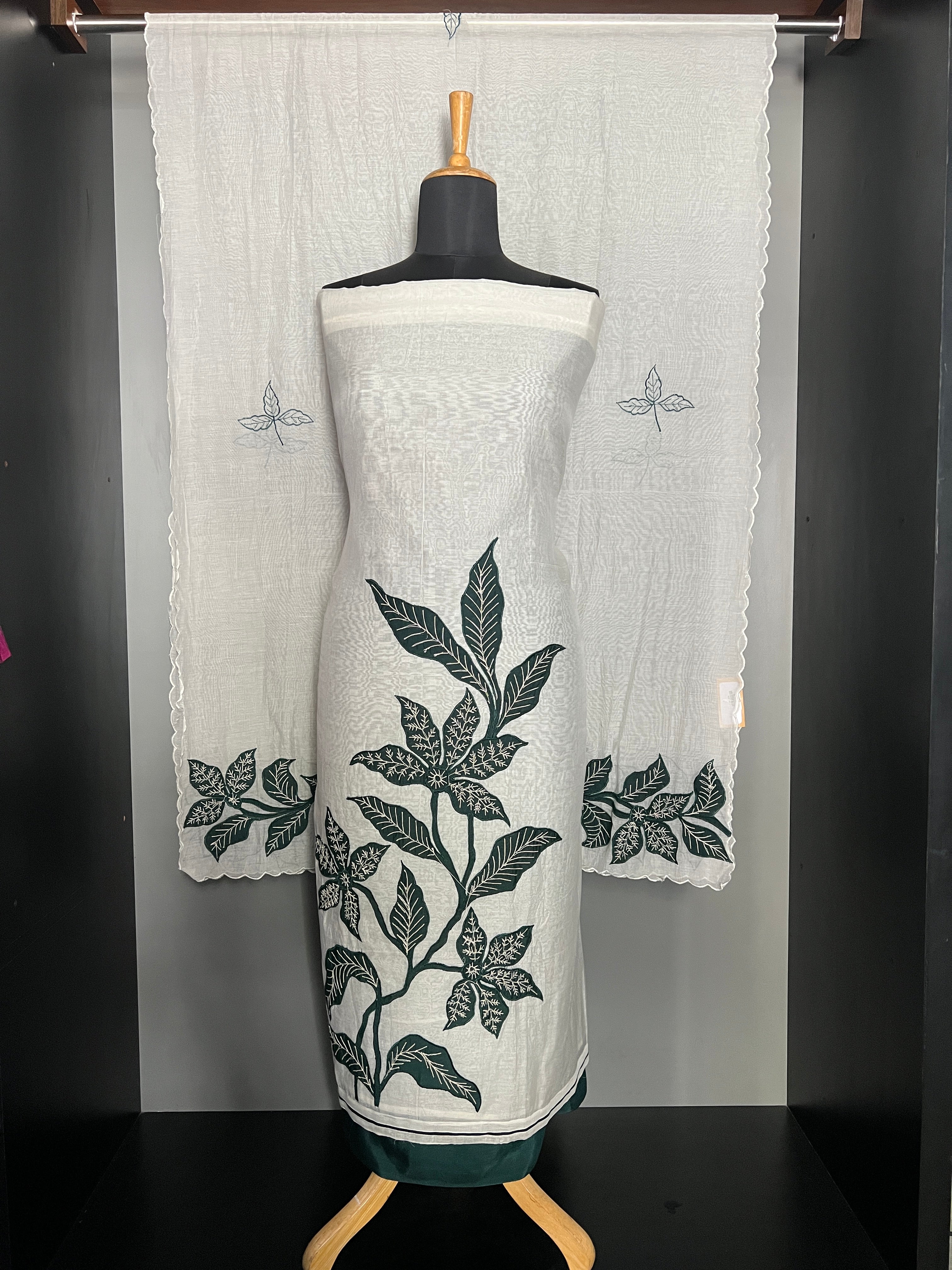 Floral Applique  Detailed Chanderi Silk Salwar Set | SGS122