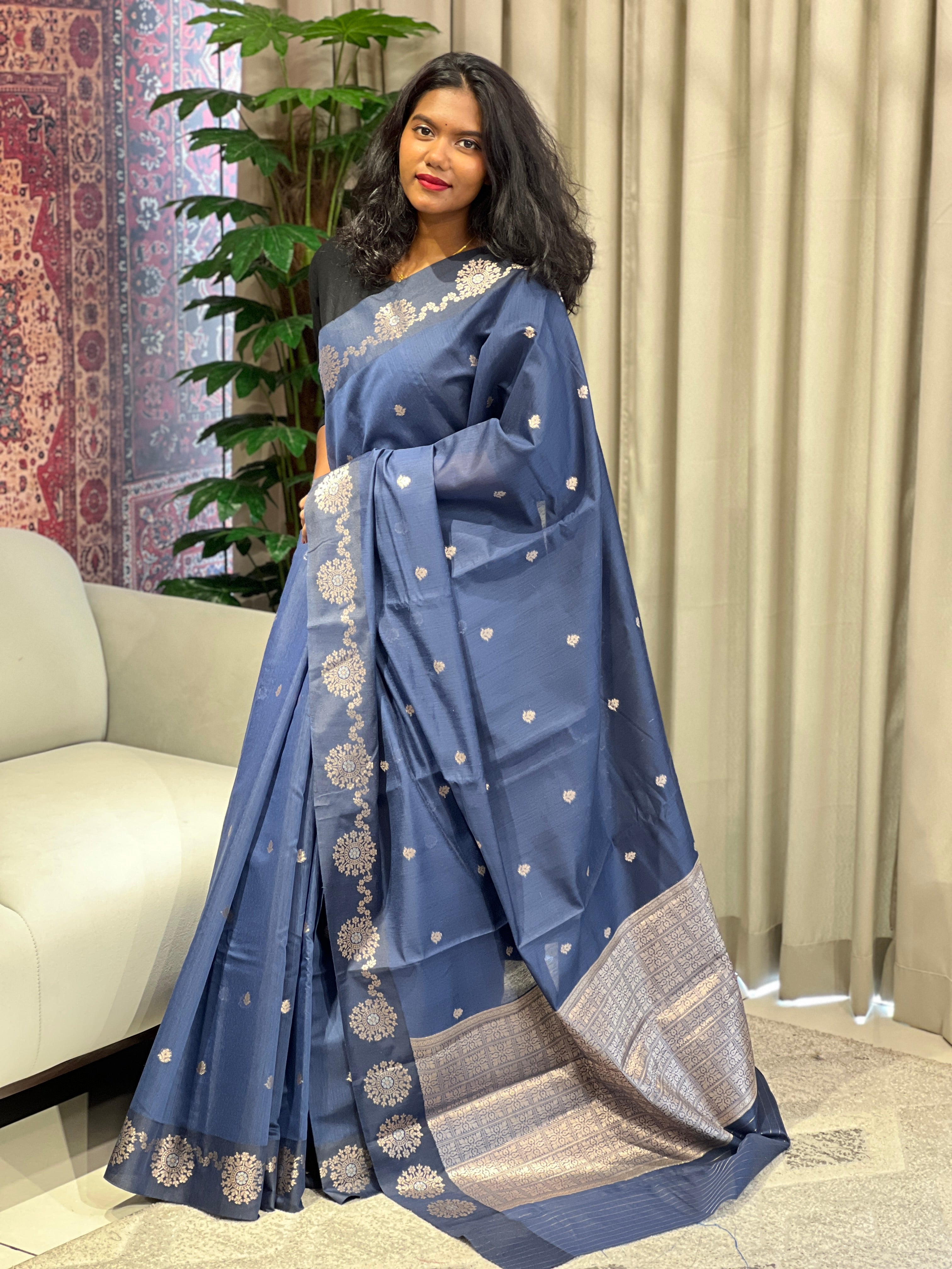 Silver and Golden Zari Detailed Cotton Silk Saree  | YNG1022