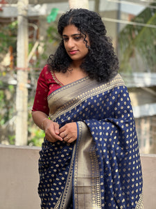 Multiple Motifs Pattern Banarasi Saree | AV184