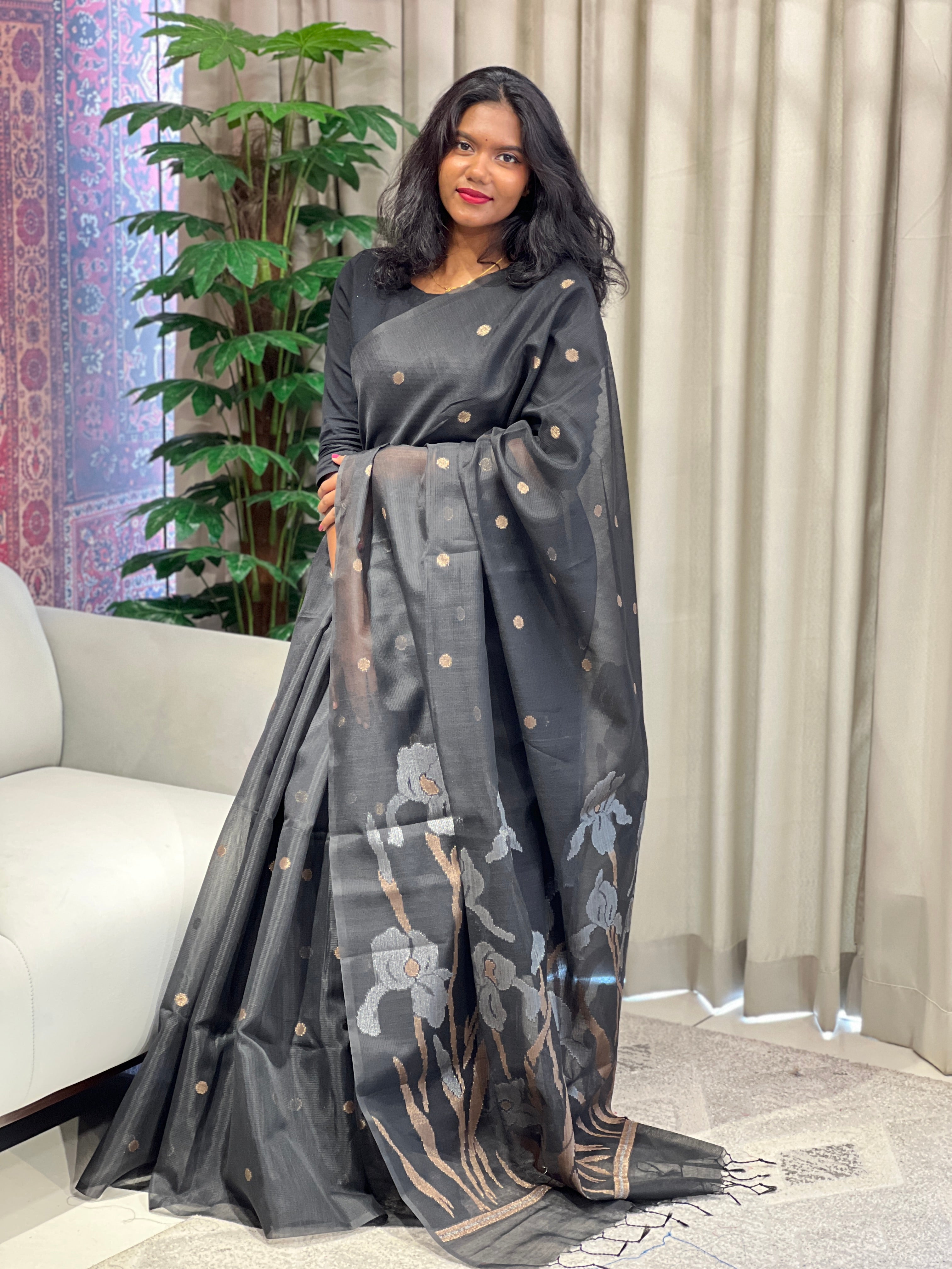 Zari Woven Semi Silk Saree | YNG1007