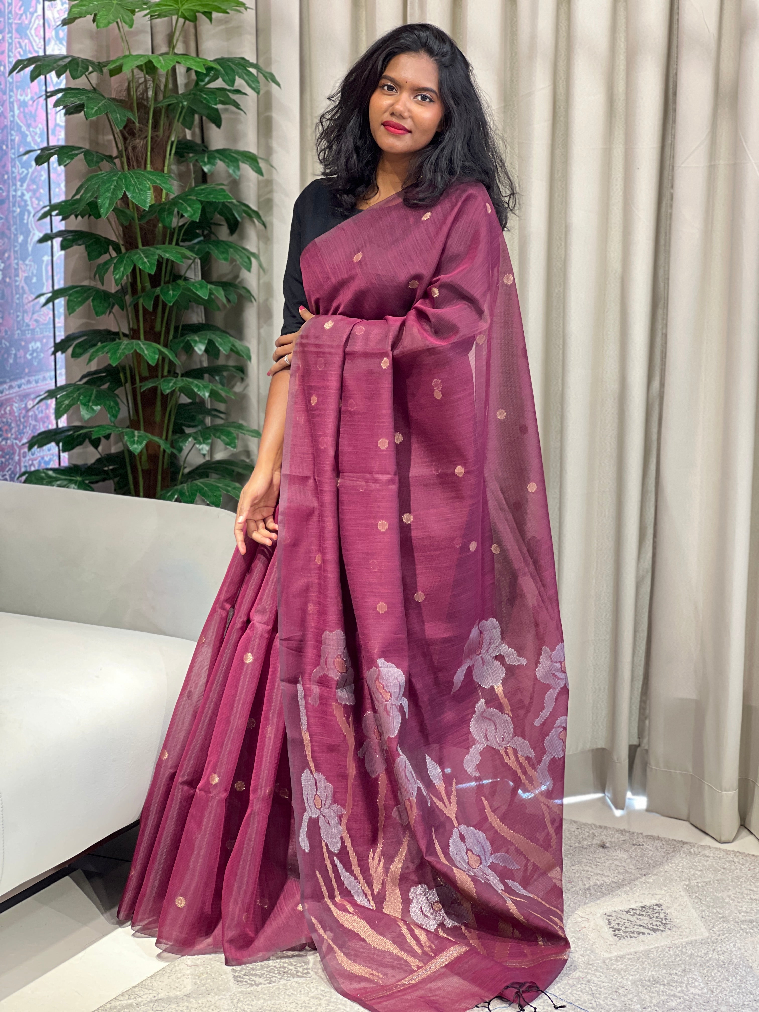 Zari Woven Semi Silk Saree | YNG1008