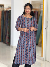 Printed Cotton Kurta With Button Detailing | AJT120