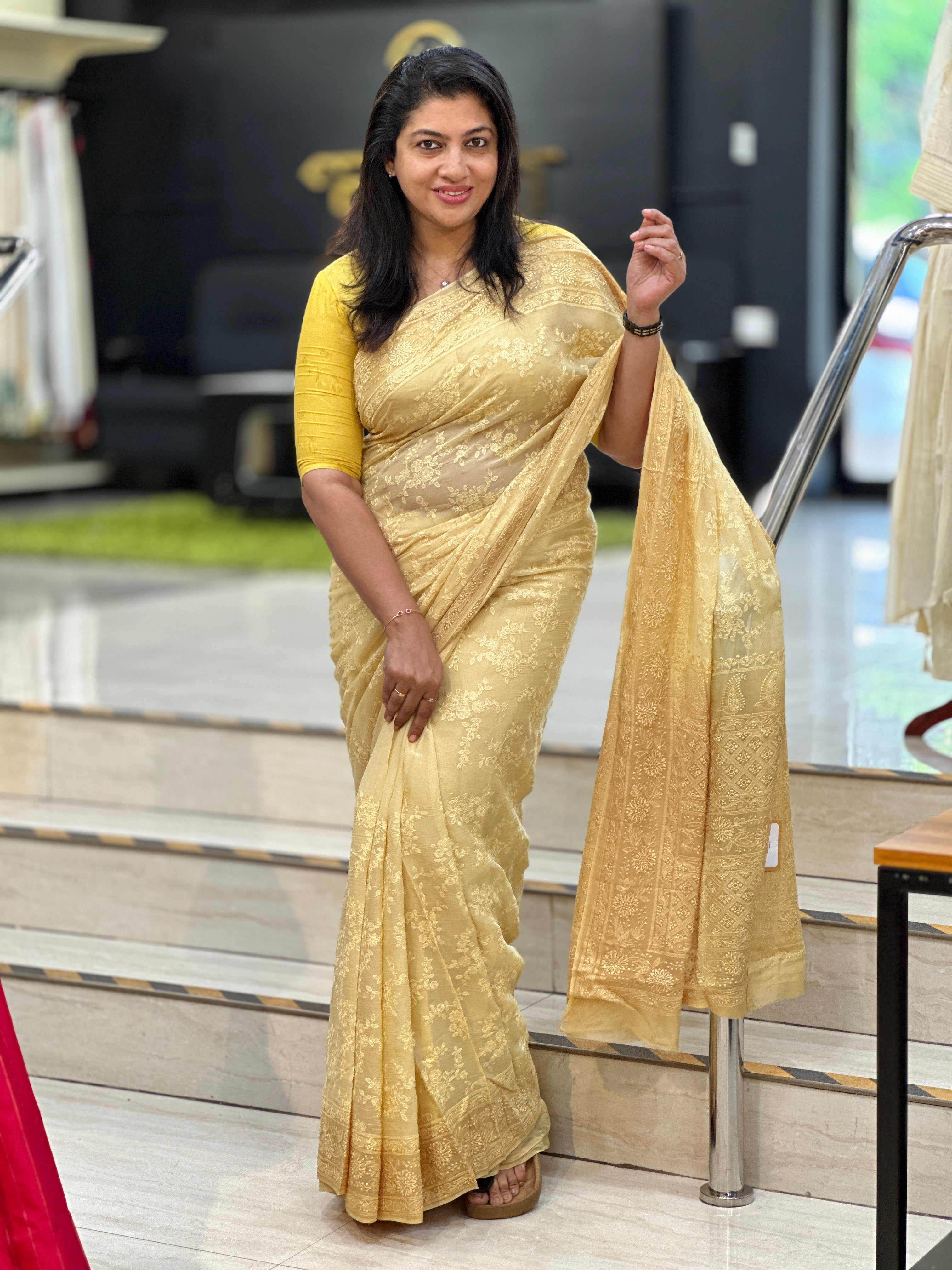 Lucknowi Floral Embroidery Detailed Viscose Organza Saree | MM415