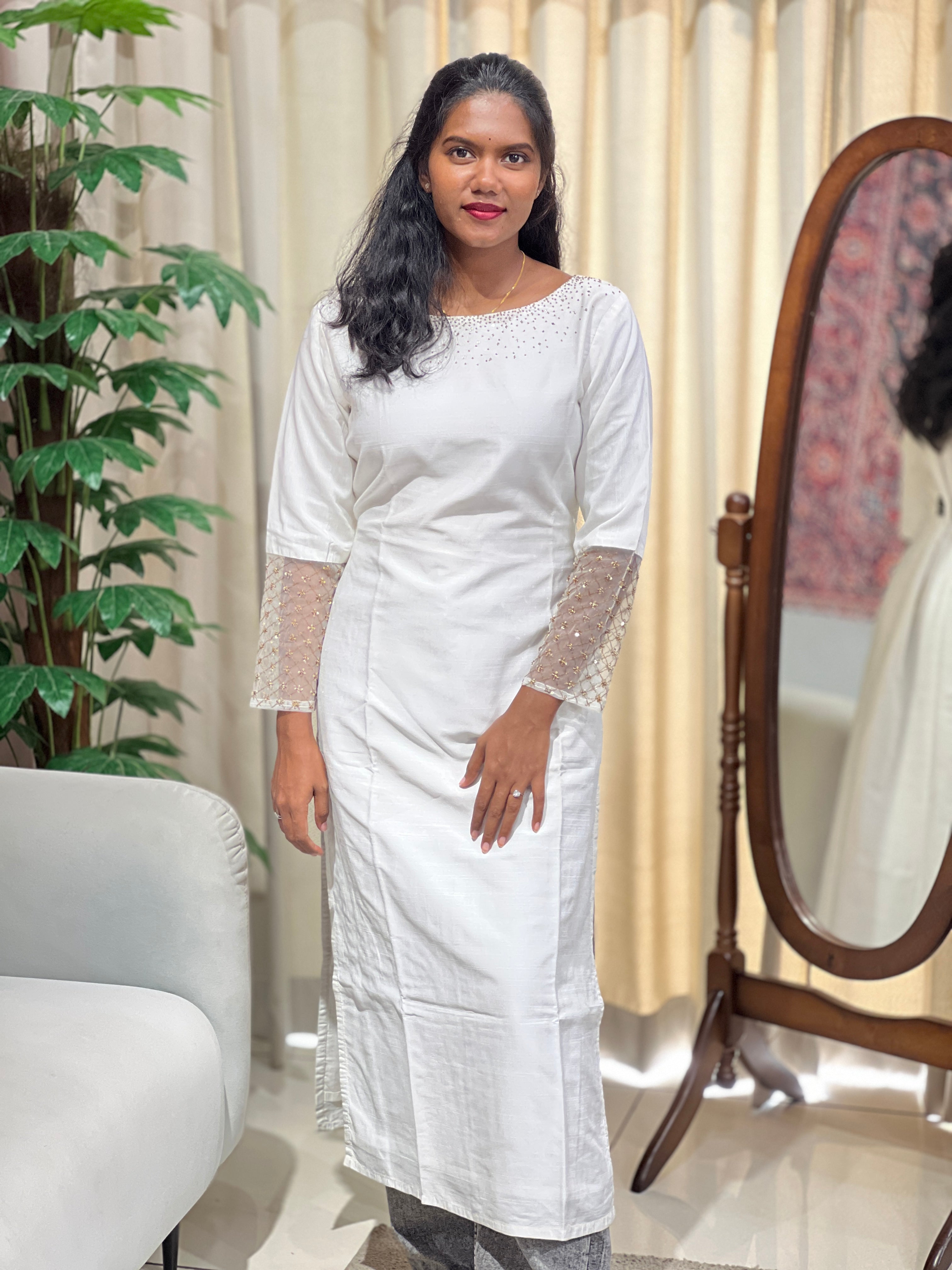 Sugar Beads & Sequins Detailed Raw Cotton Kurta | DNT108