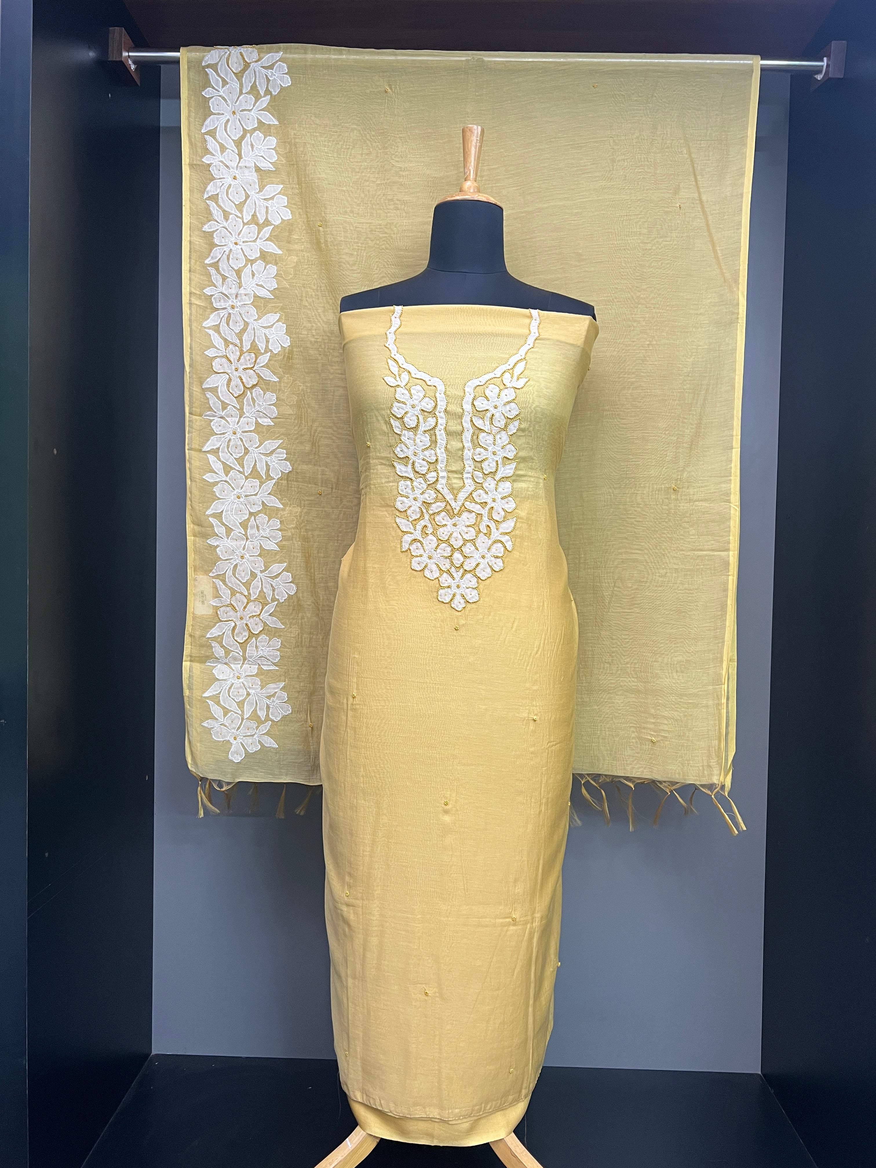 Floral Applique Detailed Chanderi Salwar Set | SGS160