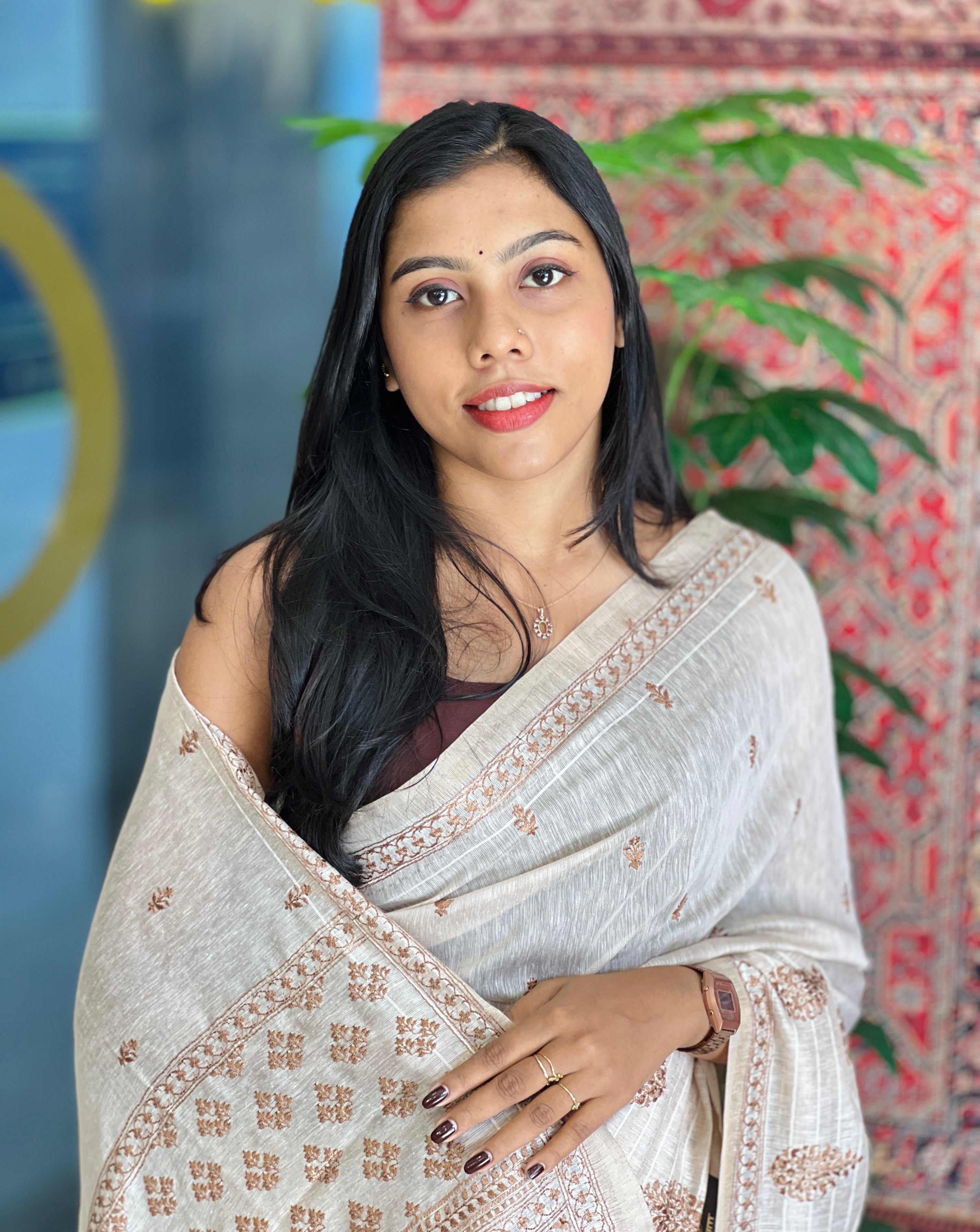 Computerized Embroidery Detailed Linen Saree | SSN301