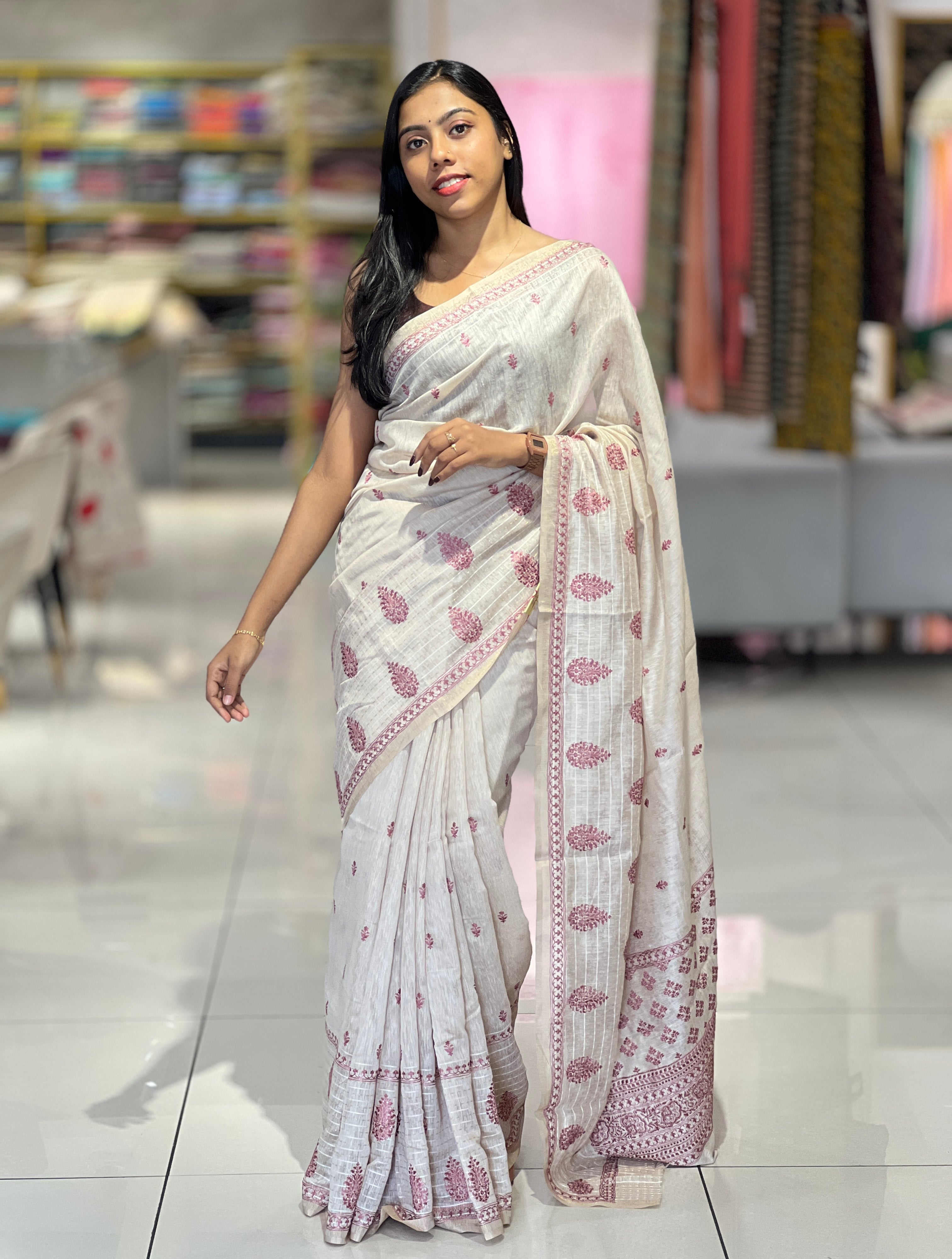 Computerized Embroidery Detailed Linen Saree | SSN303